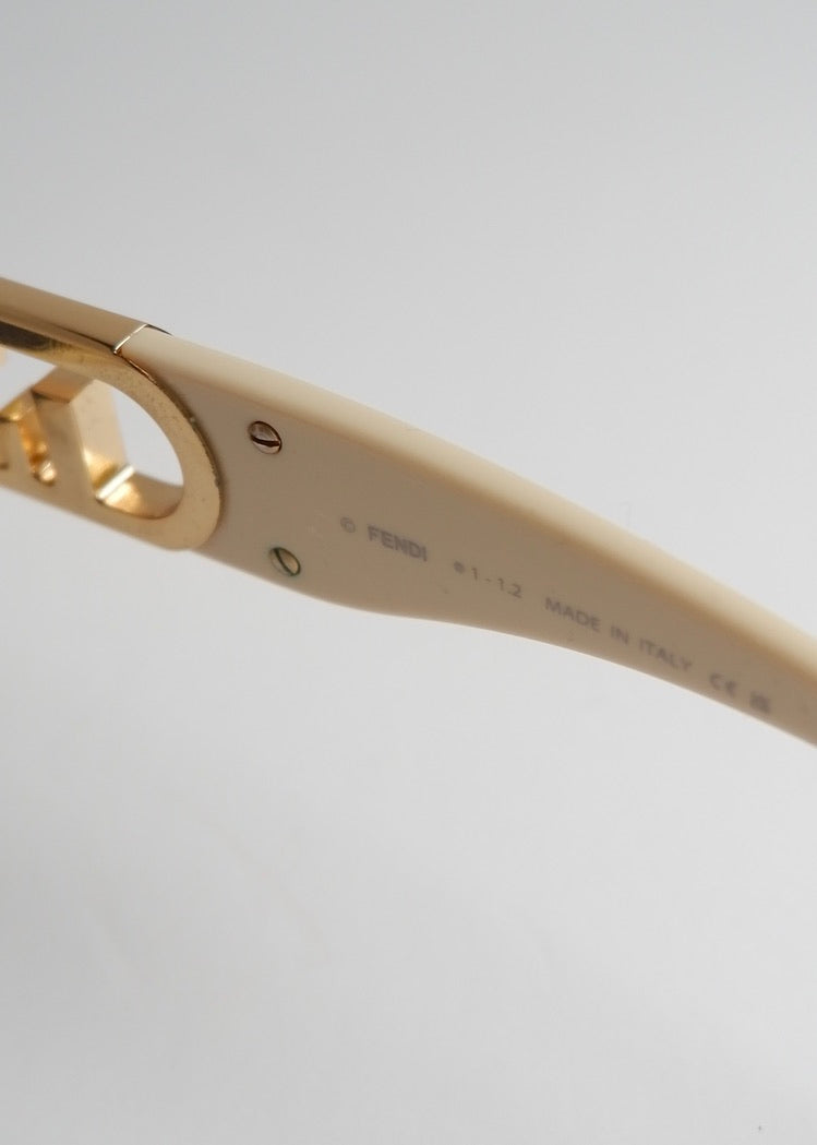 Preowned Fendi Beige Acetate Cat Eye Sunglasses