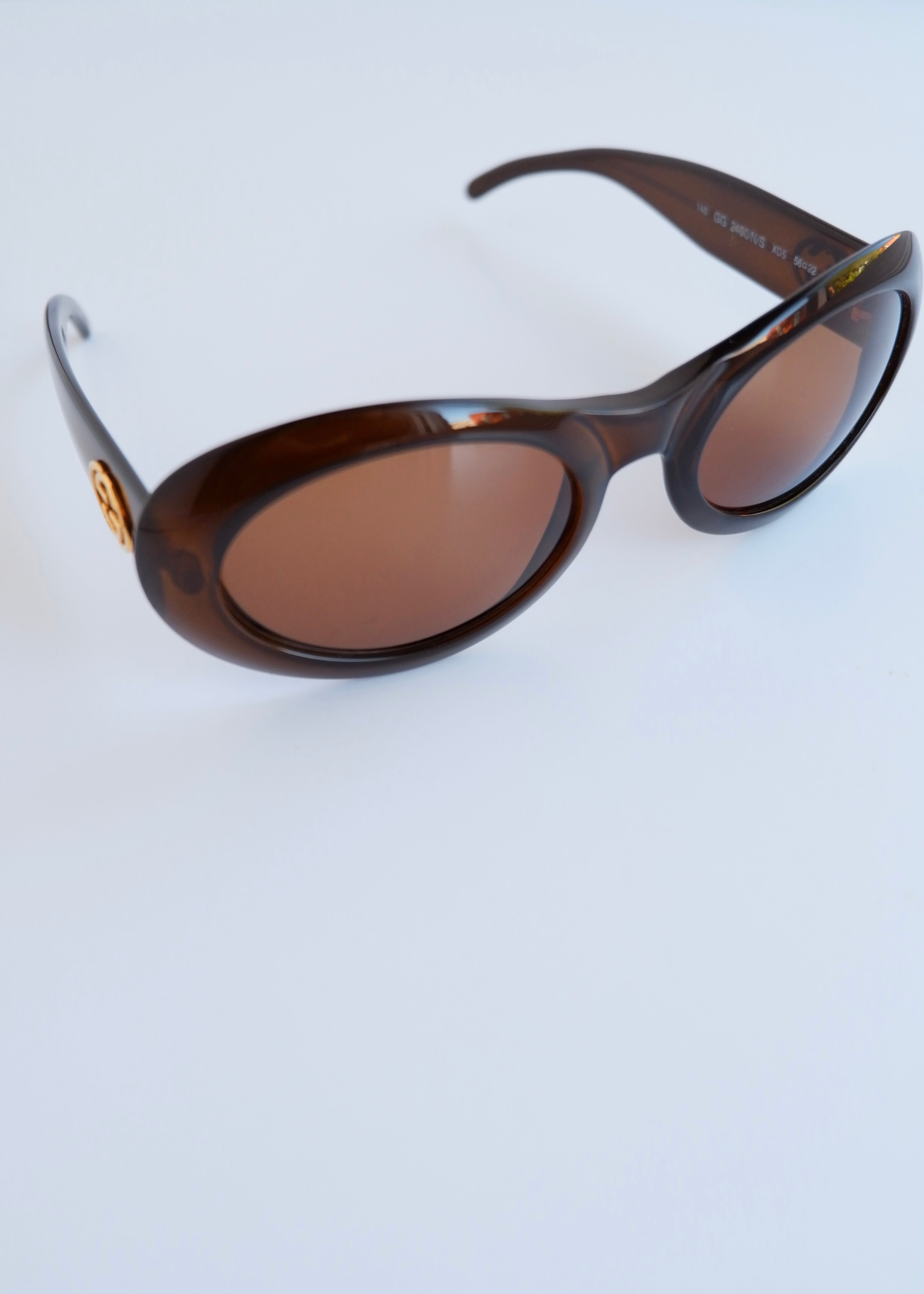 Authentiques lunettes de soleil vintage d'occasion Gucci à monture ronde en acétate marron