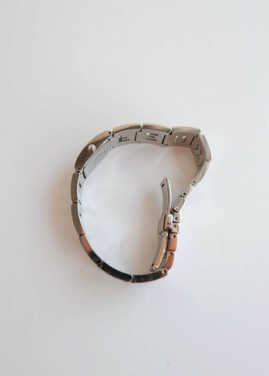 Preowned Fend Silver Stainless Steel FENDI Logo Watch