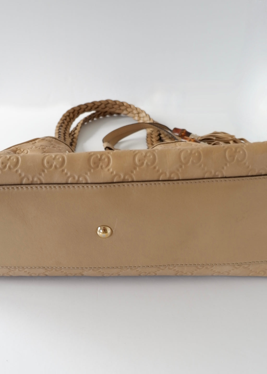 Authentic Preowned Gucci Beige Leagther Guccissima Peggy Tassel Shoulder Bag