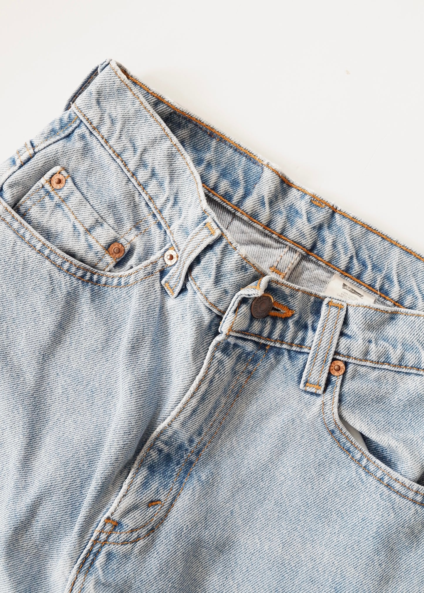Levis Vintage 521 Light Wash Tapered Fit Jeans - 24