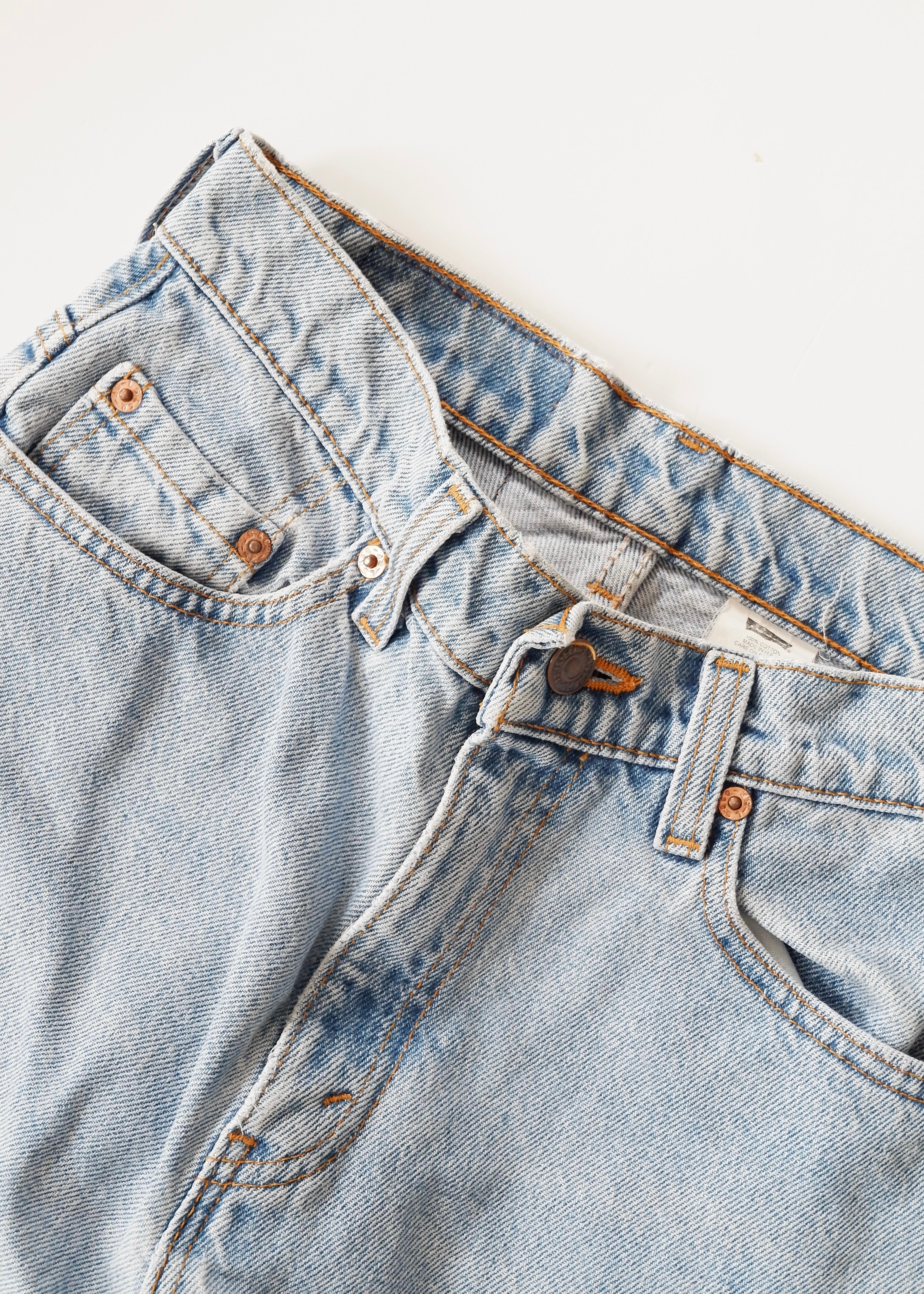 Levis Vintage 521 Light Wash Tapered Fit Jeans - 24
