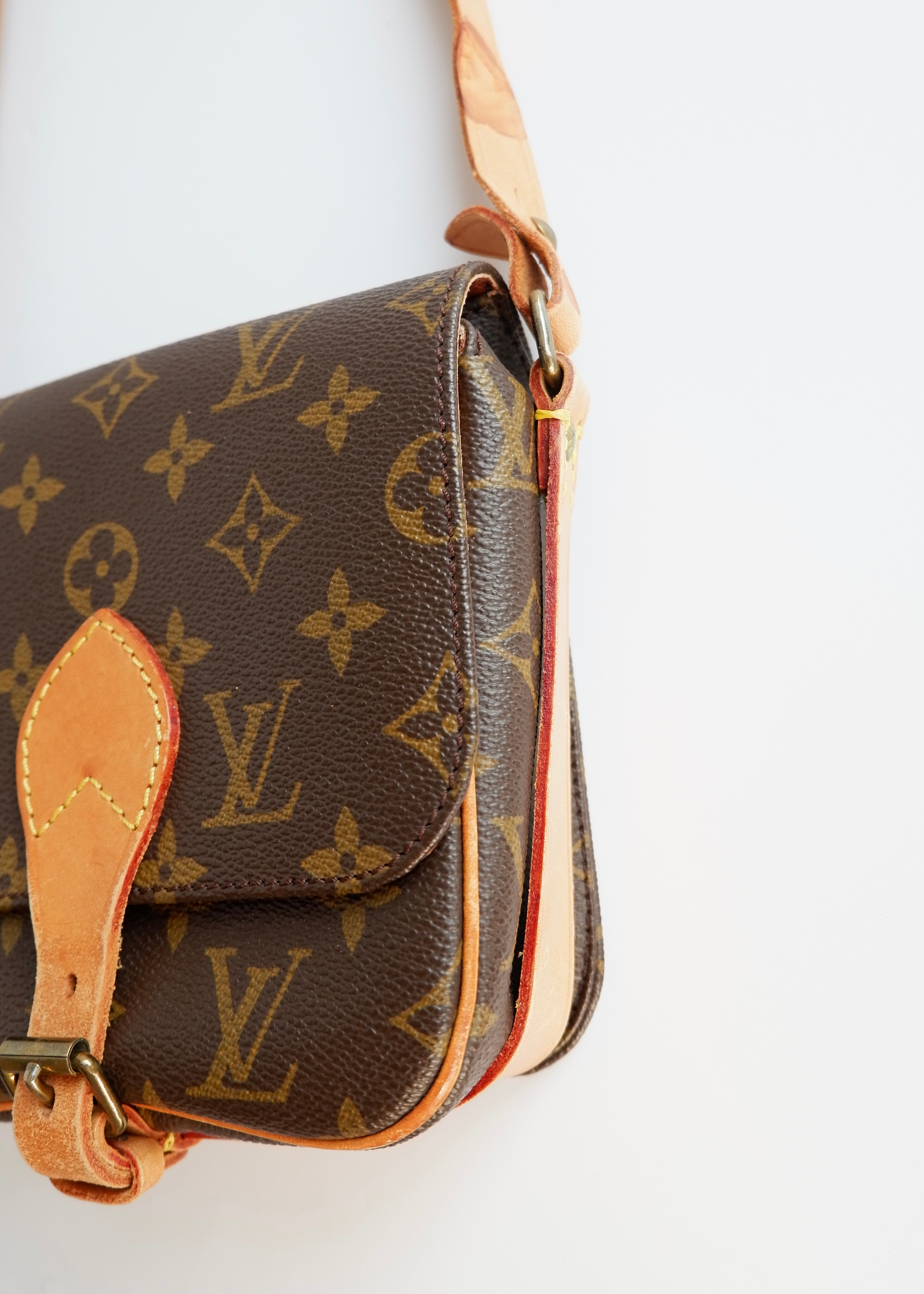 Bandoulière Louis Vuitton Monogram Mini Cartouchière d'occasion authentique