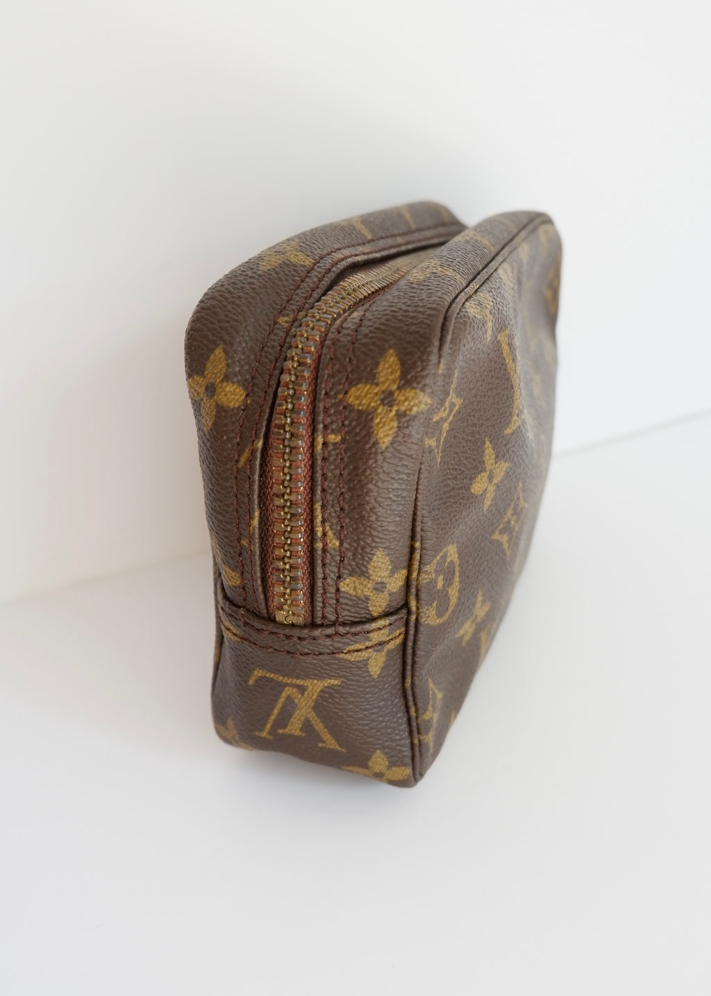 Preowned Louis Vuitton Monogram Cosmetic Pouch