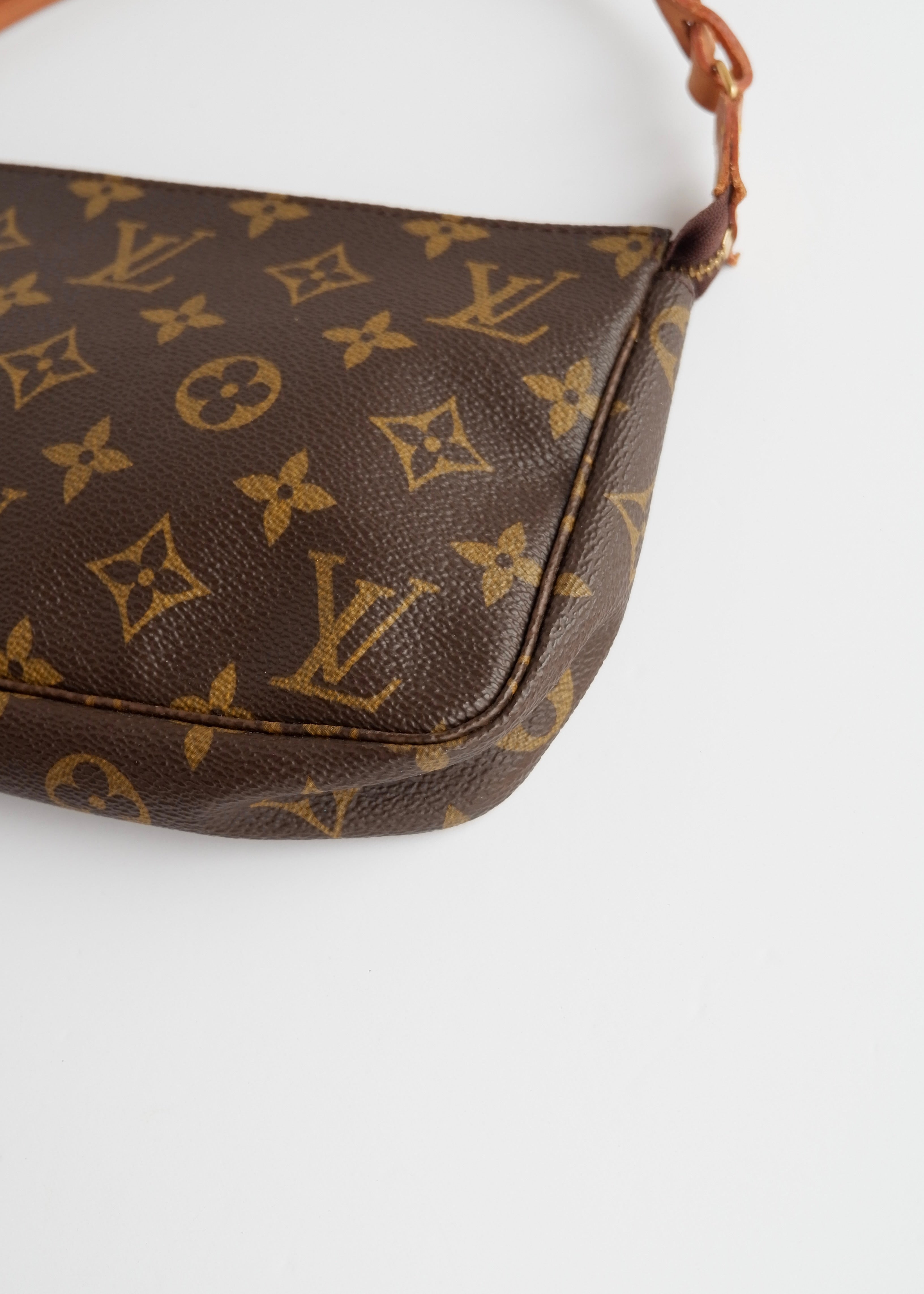 Pochette Accessoires Louis Vuitton Monogram Authentique d'occasion