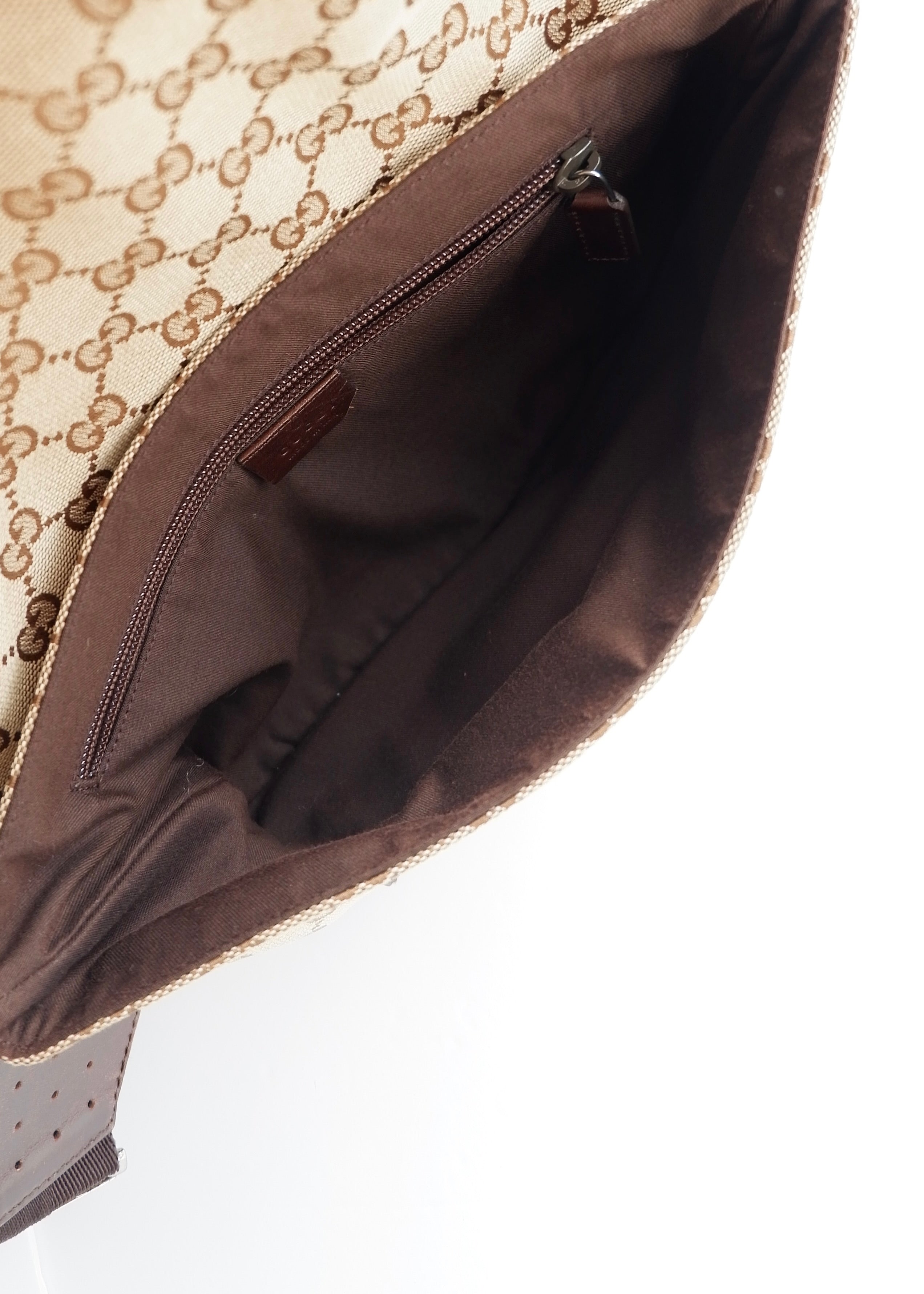 Authentique Sac Banane Gucci Marron en Toile GG et Cuir d'Occasion
