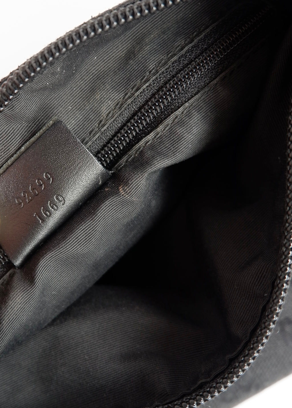 Preowned Gucci Black GG Canvas Leather Strap Shoulder Bag