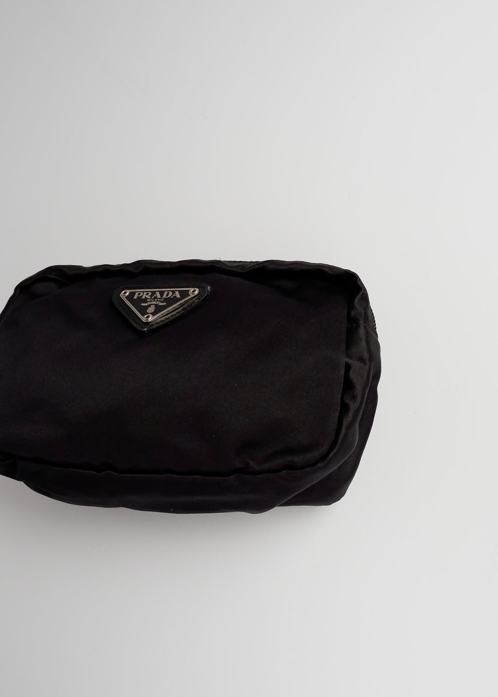 Authentique Mini Pochette Prada en Satin Noir de Seconde Main