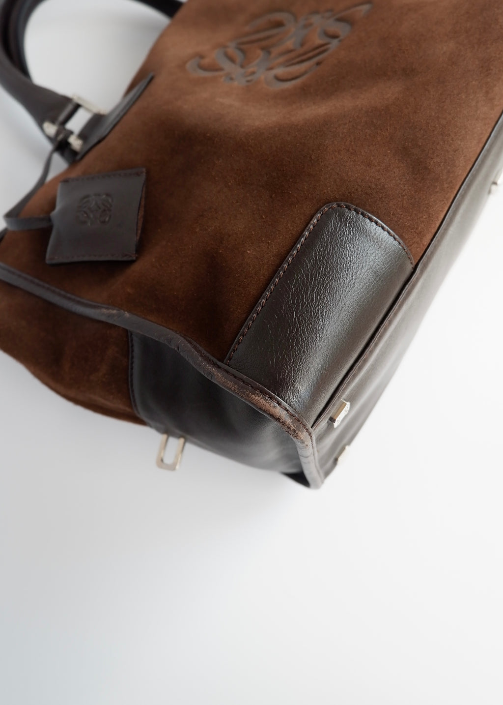 Authentique Sac à main vintage Loewe Amazona en daim et cuir marron pré-adoré