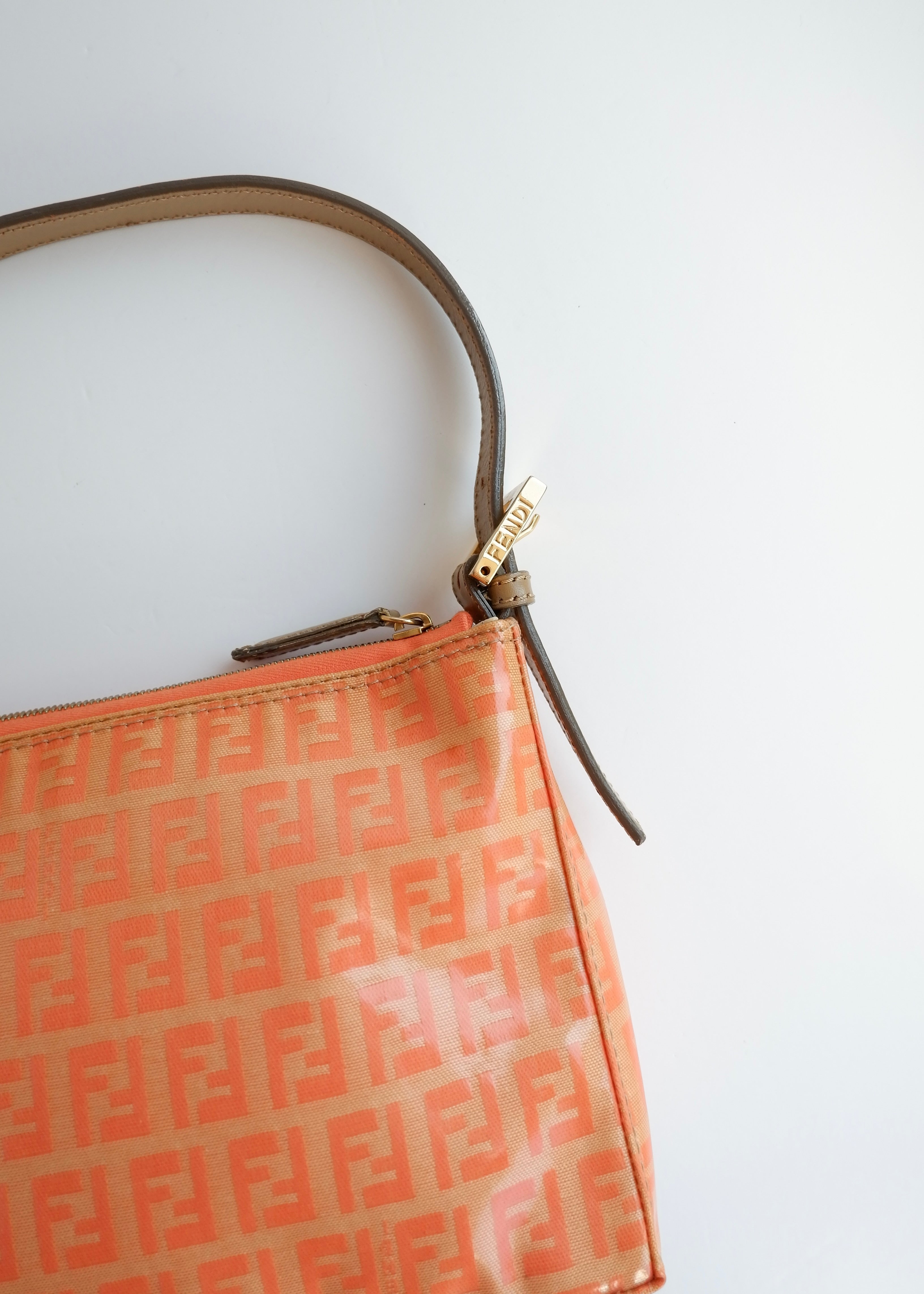 Authentique sac micro bandoulière Fendi Orange Zucchino en toile enduite d'occasion