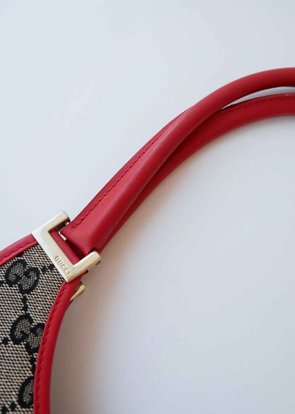 Preowned Gucci Red GG Canvas Jackie Piston Closure Shoulder Bag