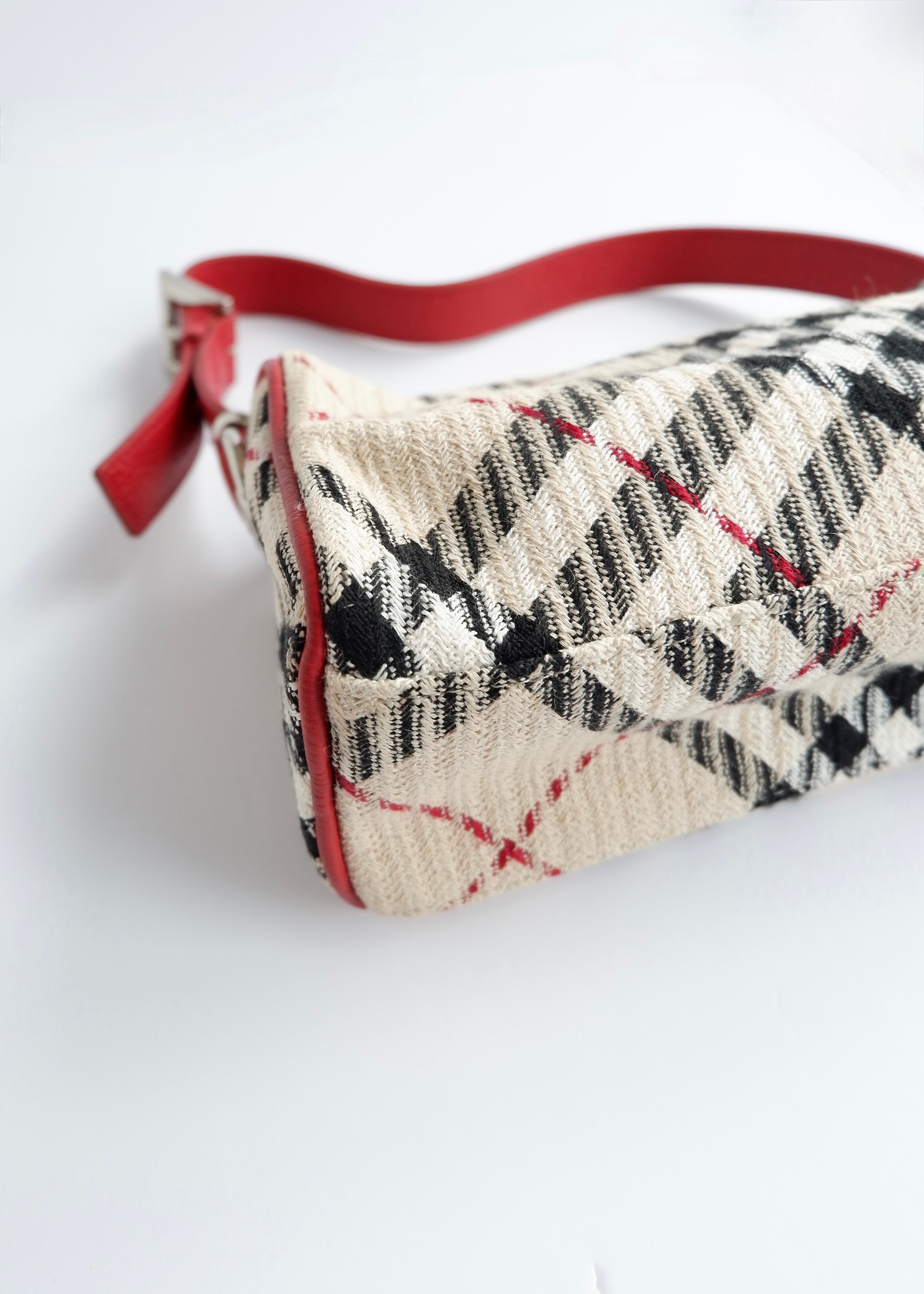 Authentic Preowned Burberry Red Novacheck Shoulder Bag