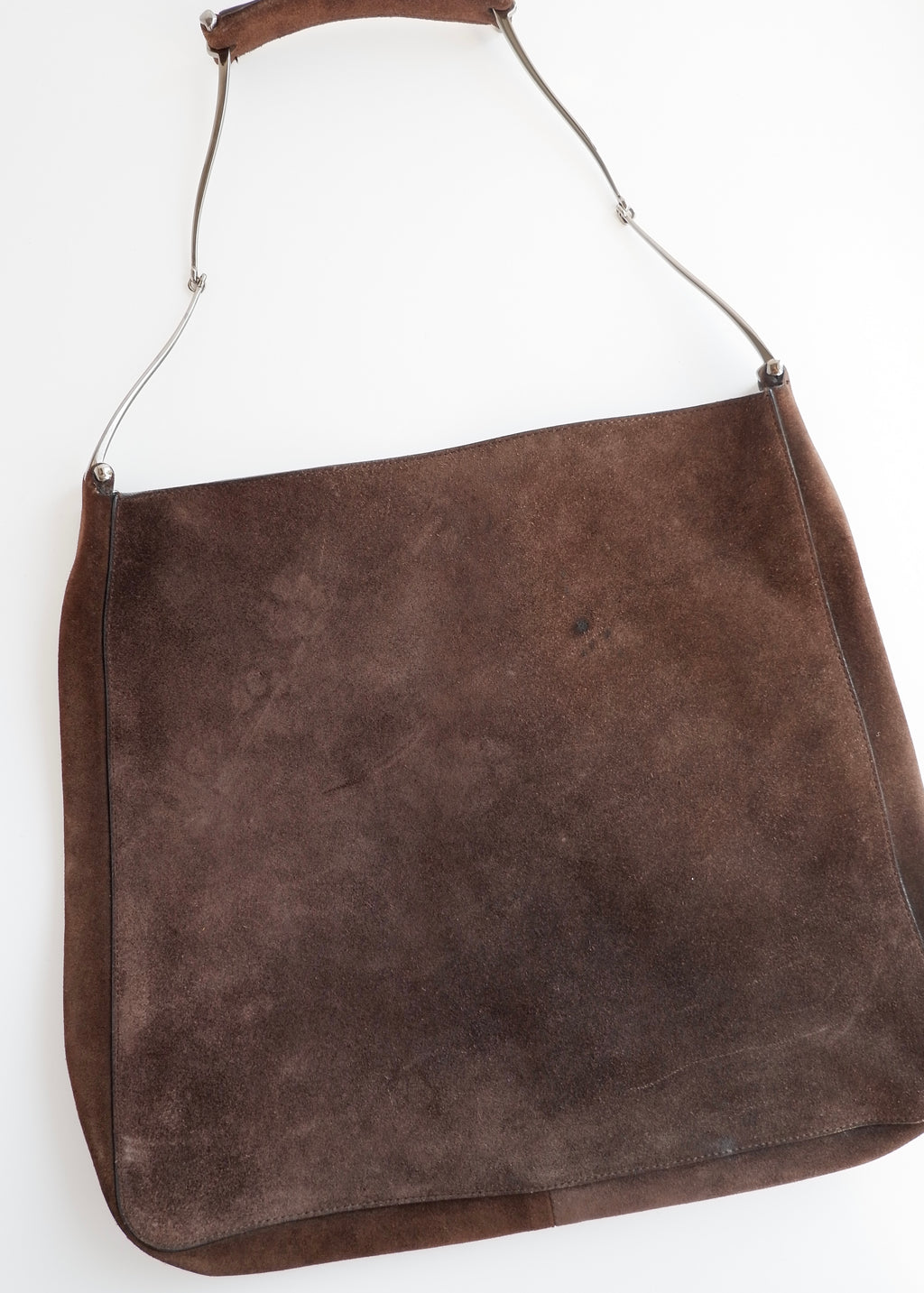 Sac à bandoulière Gucci d'occasion authentique en daim marron avec pochette