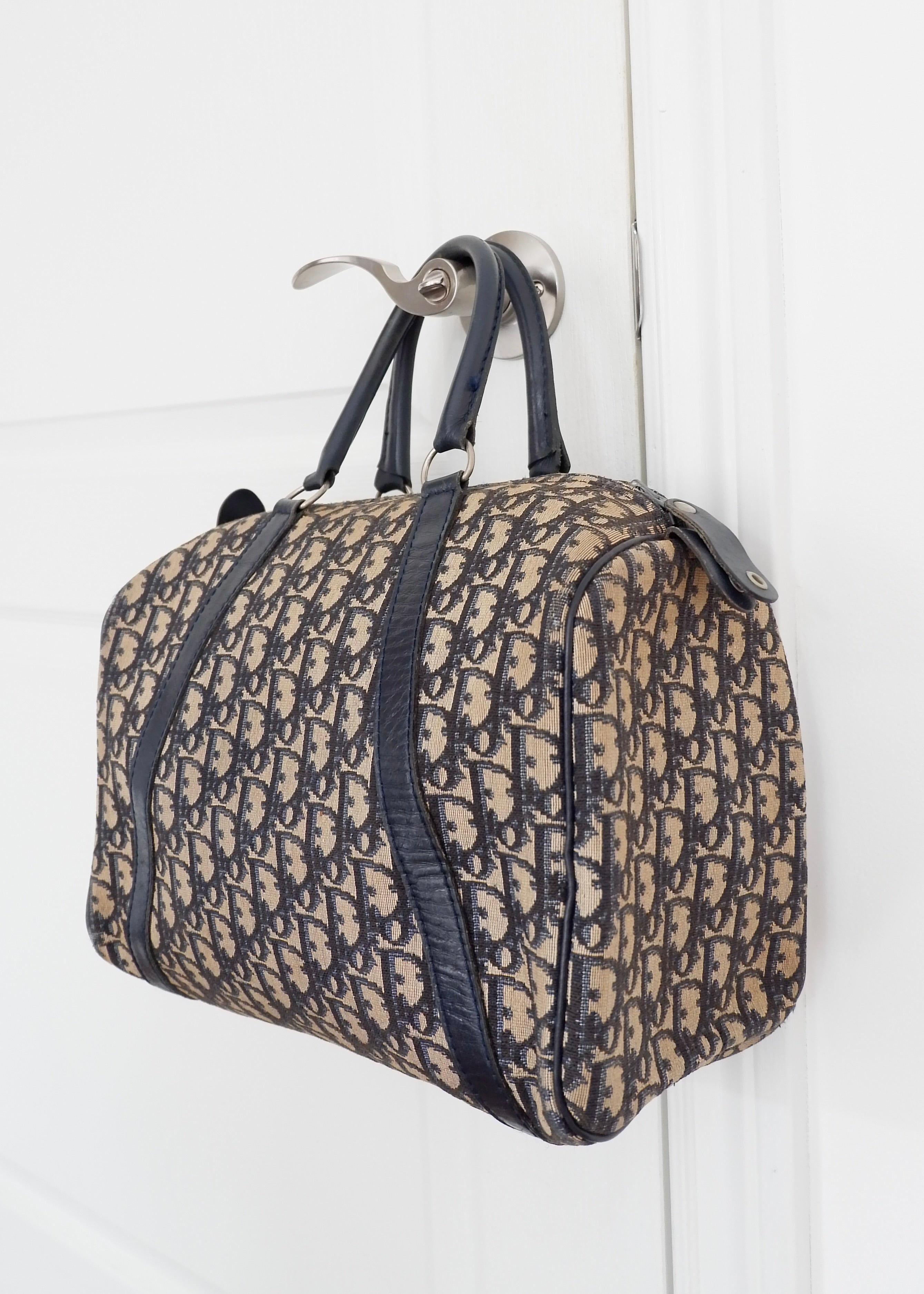 Authentique sac Boston vintage Dior en toile Trotter bleu marine