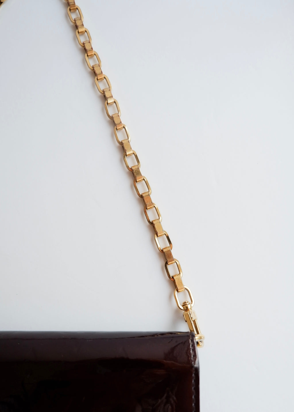 Preowned Louis Vuitton Monogram Vernis Amarante Sarah Chain Wallet