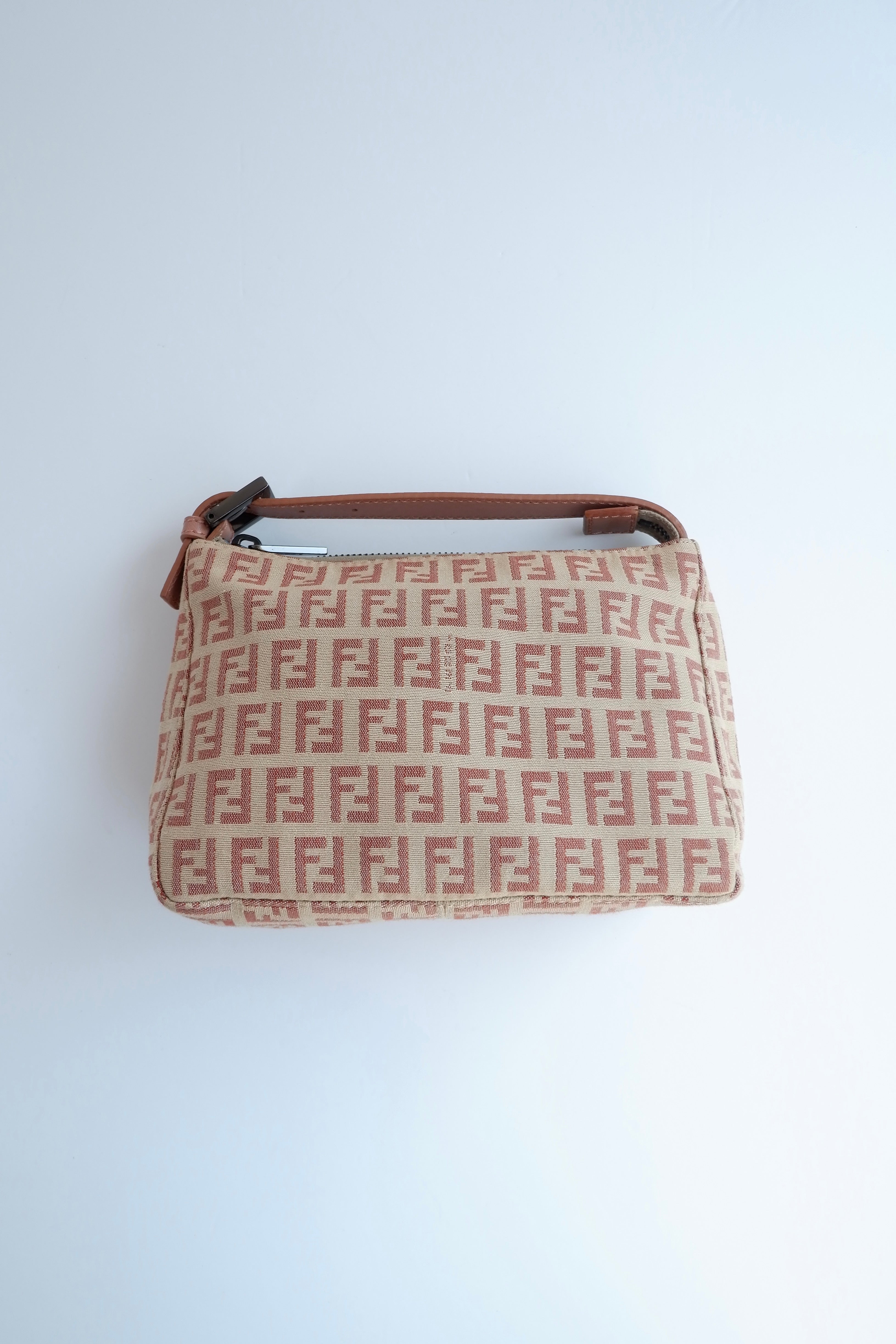 Pochette Fendi Zucchino rose poudré authentique d'occasion