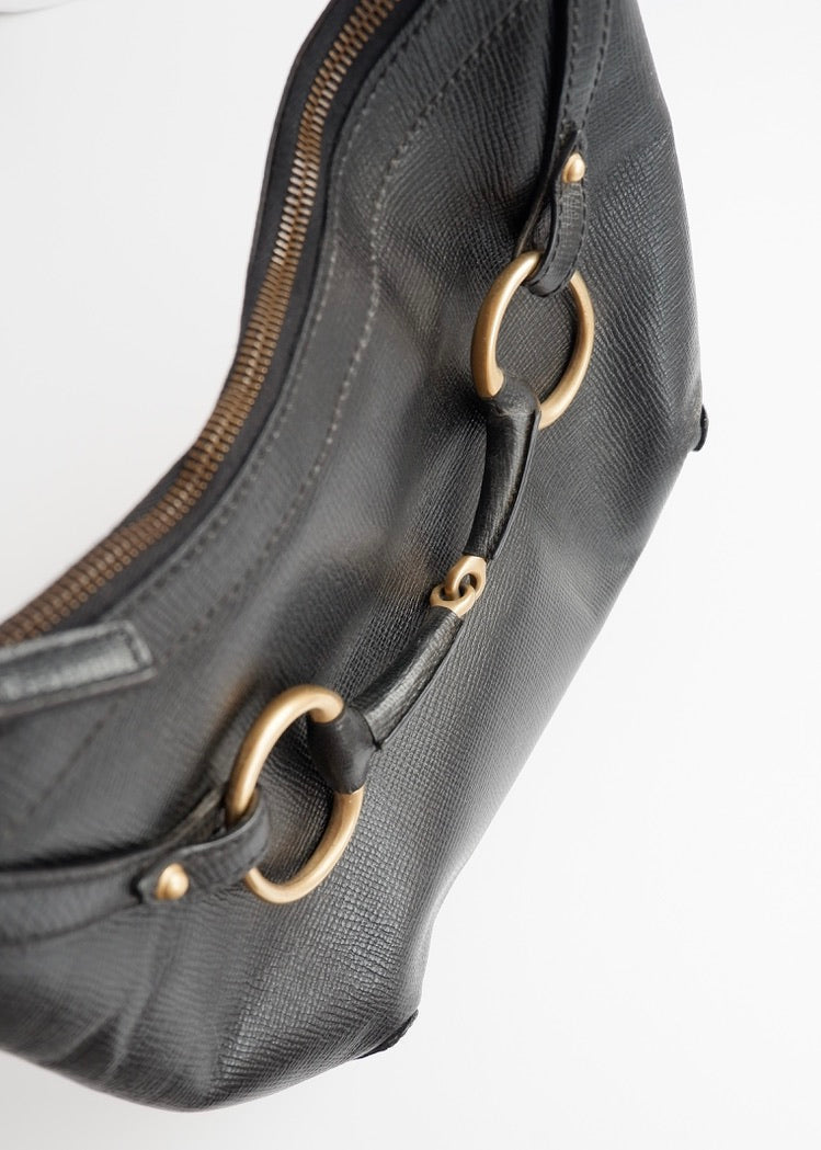 Sac à bandoulière Gucci d'occasion authentique en cuir noir avec mors