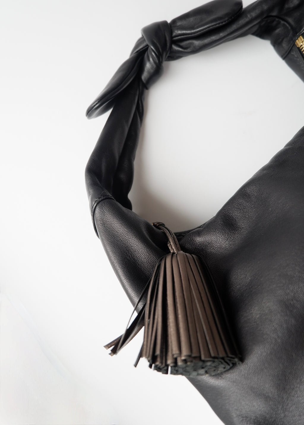 Preowned Loewe Black Leather Hobo Shoulder Bag