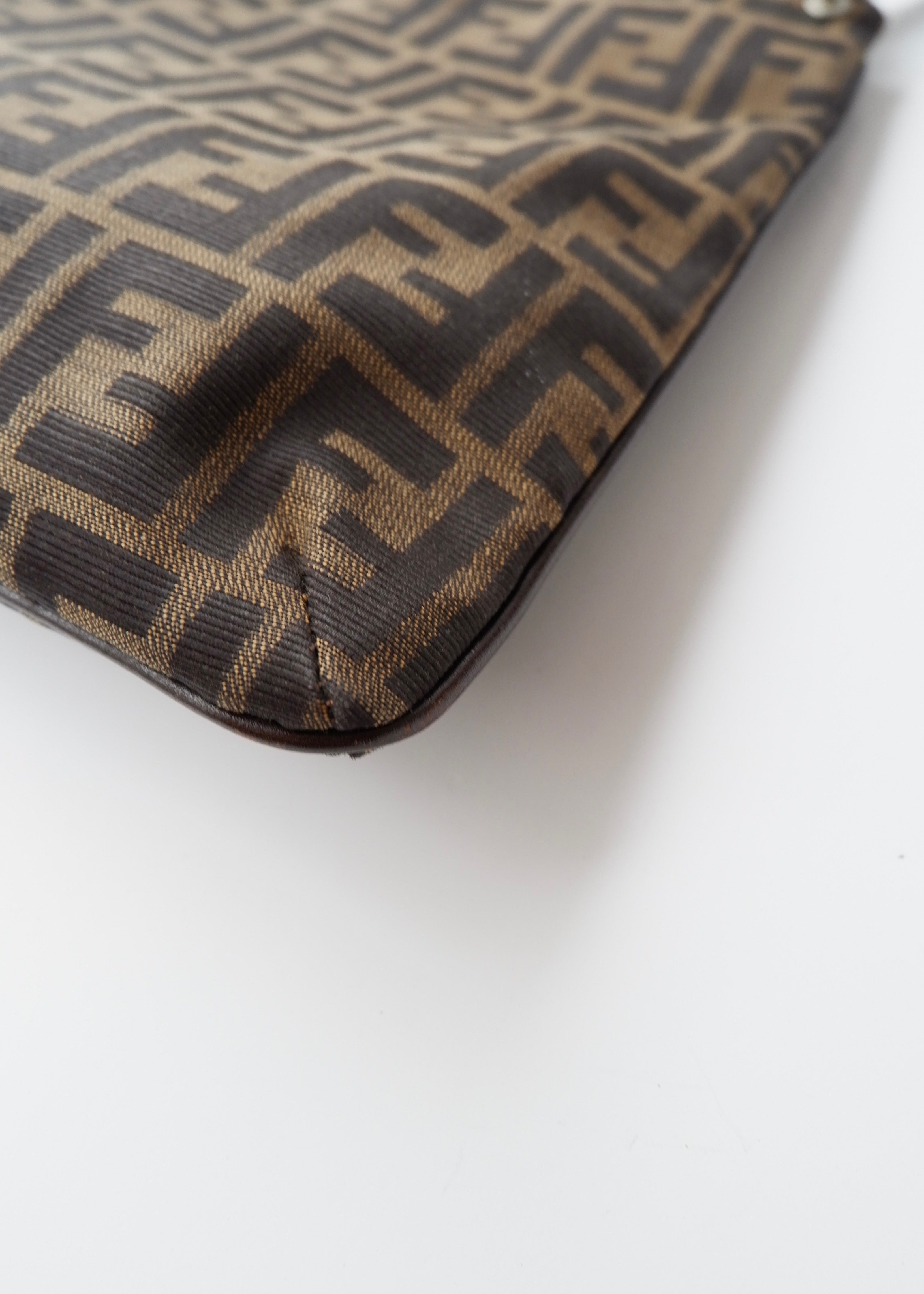 Preowned Vintage Fendi Brown Zucca Canvas/ Leather Shoulder Bag