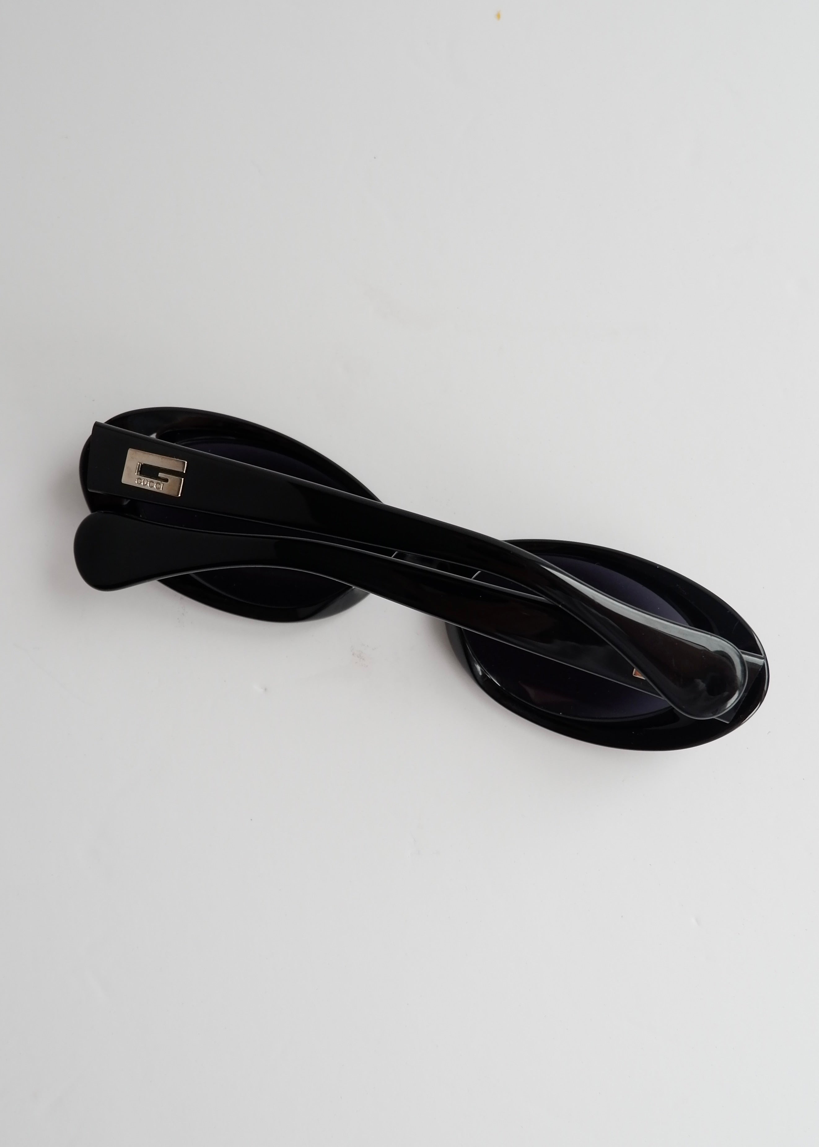 Authentic Preowned Vintage Gucci Black Oval Frame Sunglasses