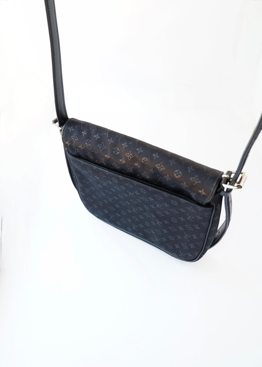 Preowned Louis Vuitton Limited Edition Conte de Fees Musette Bag