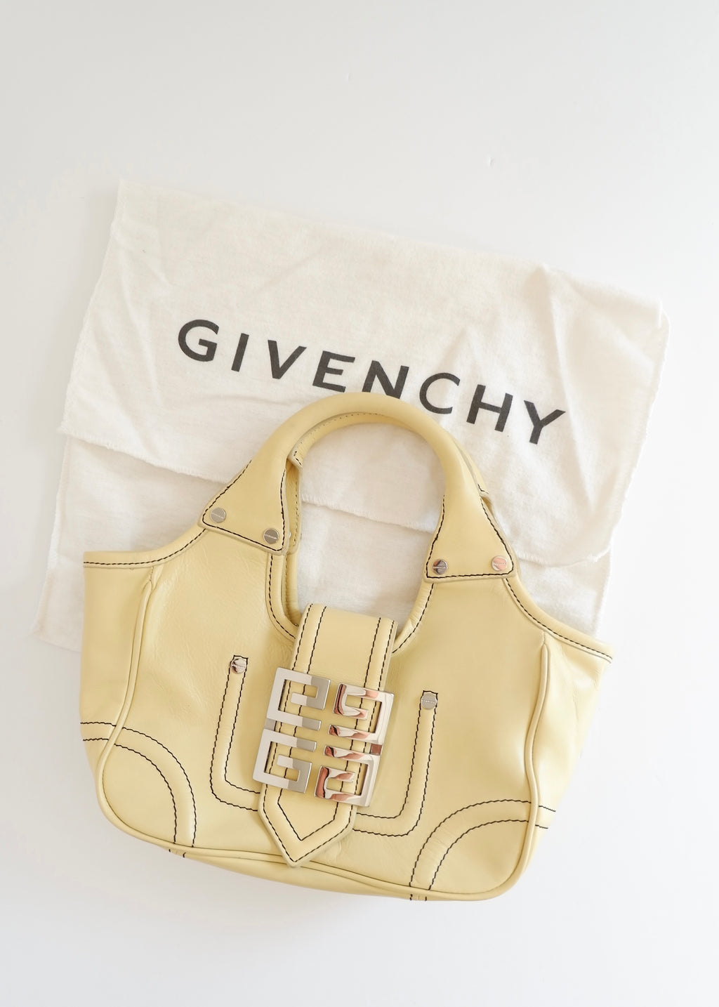 Preowned Givenchy Yellow Leather Small Handbag