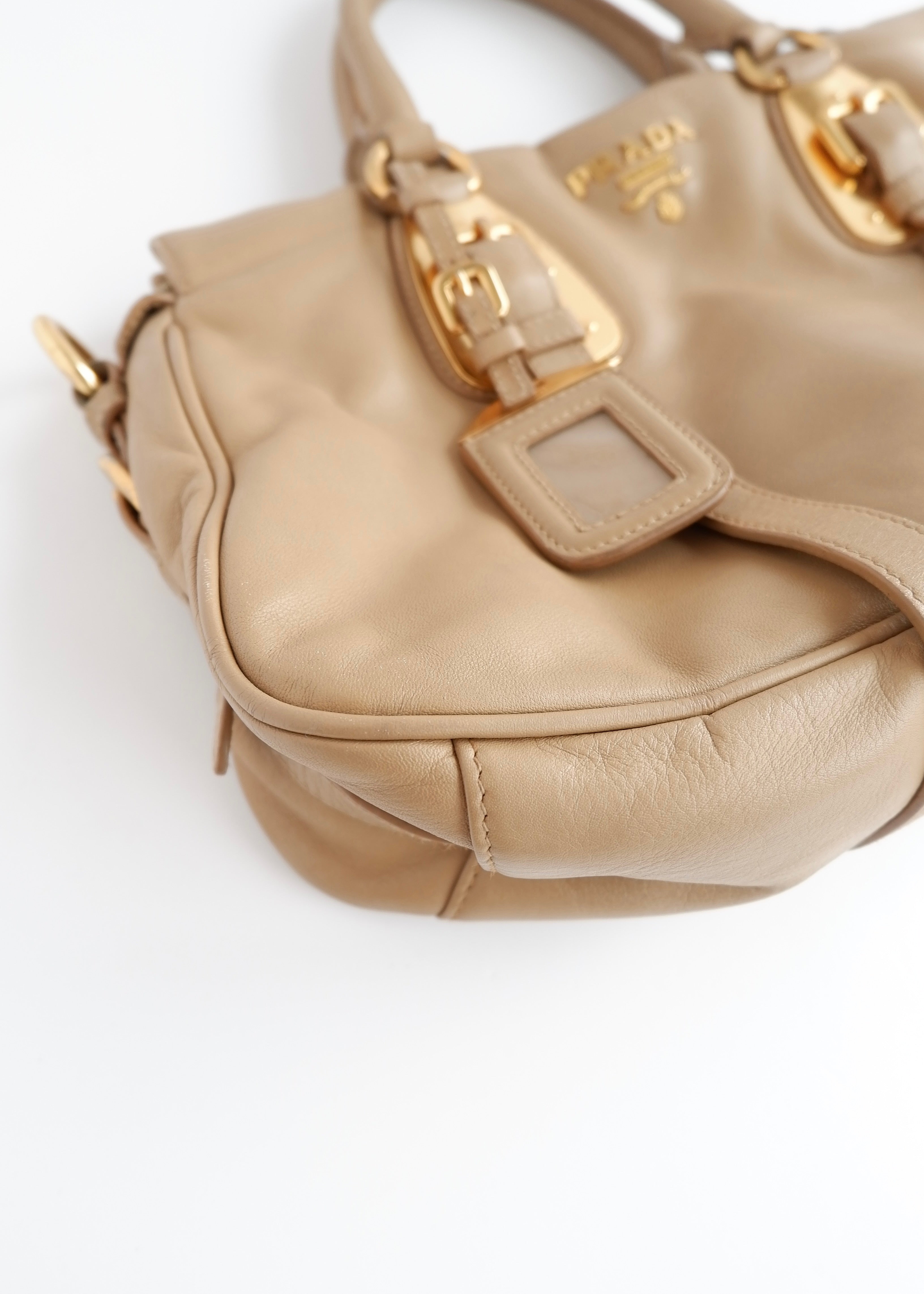 Authentique sac Prada en cuir marron, deux-en-un, d'occasion