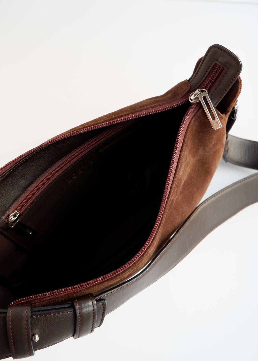 Sac bandoulière Loewe d'occasion authentique en daim marron