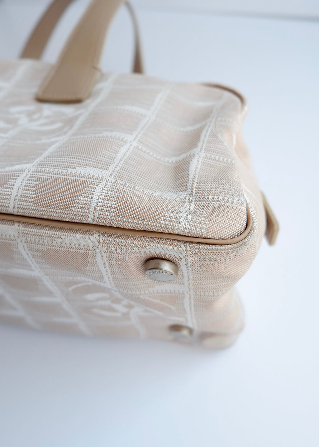 Authentic Preowned Chanel Beige Canvas/Leather New Travel Line Shoulder Bag