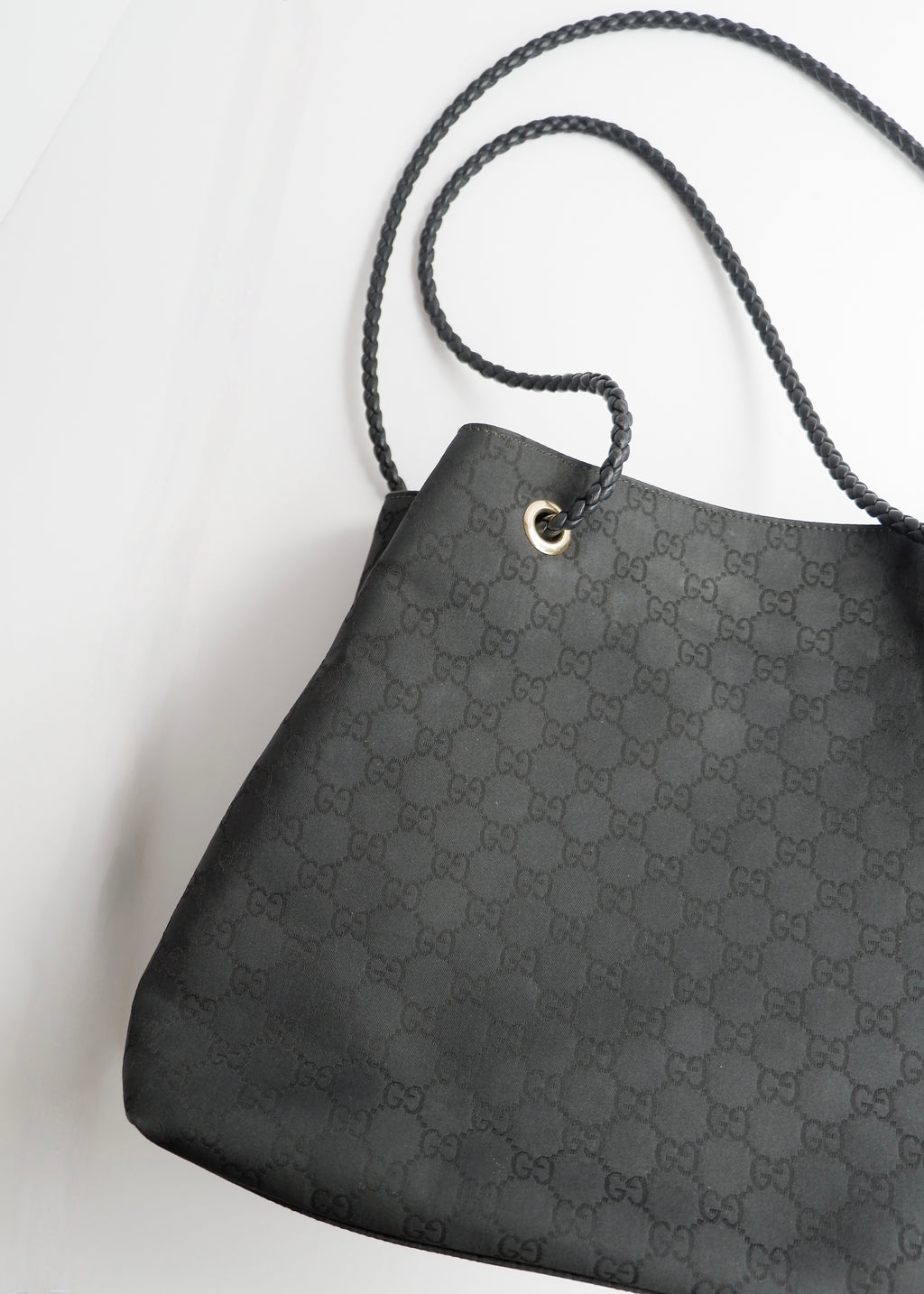 Preowned Gucci Black GG Canvas Leather Woven Strap Shoulder Tote