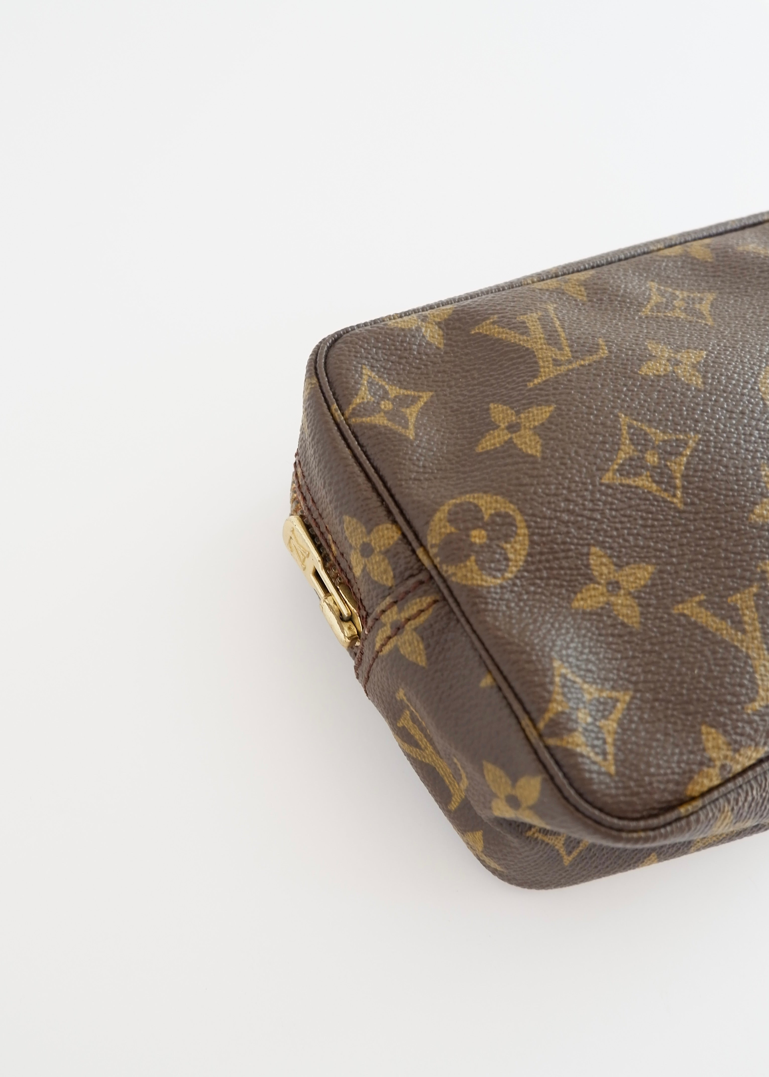 Preowned Louis Vuitton Monogram Cosmetic Pouch