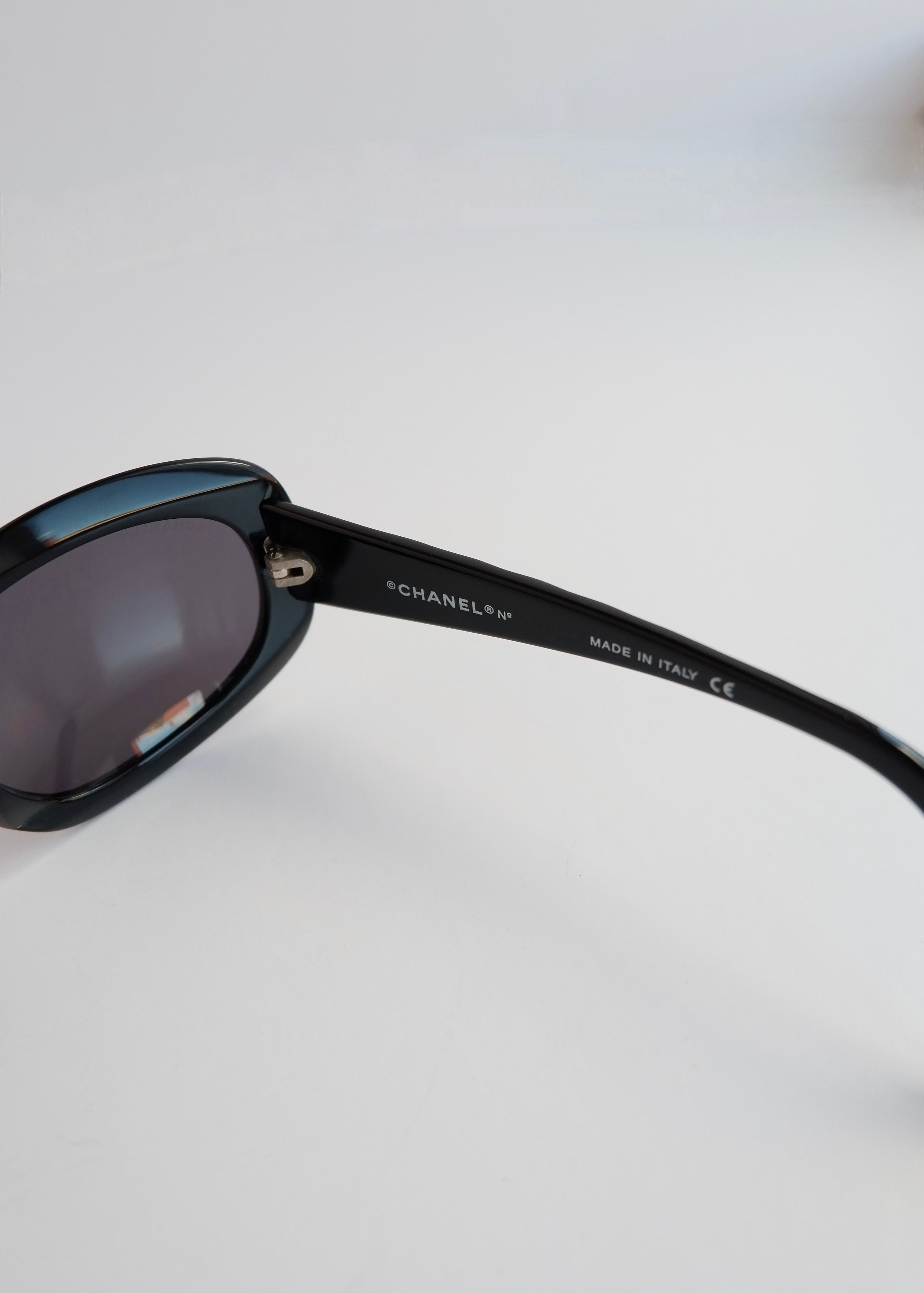 Authentic Preowned Chanel Black CC Logo Sunglasses