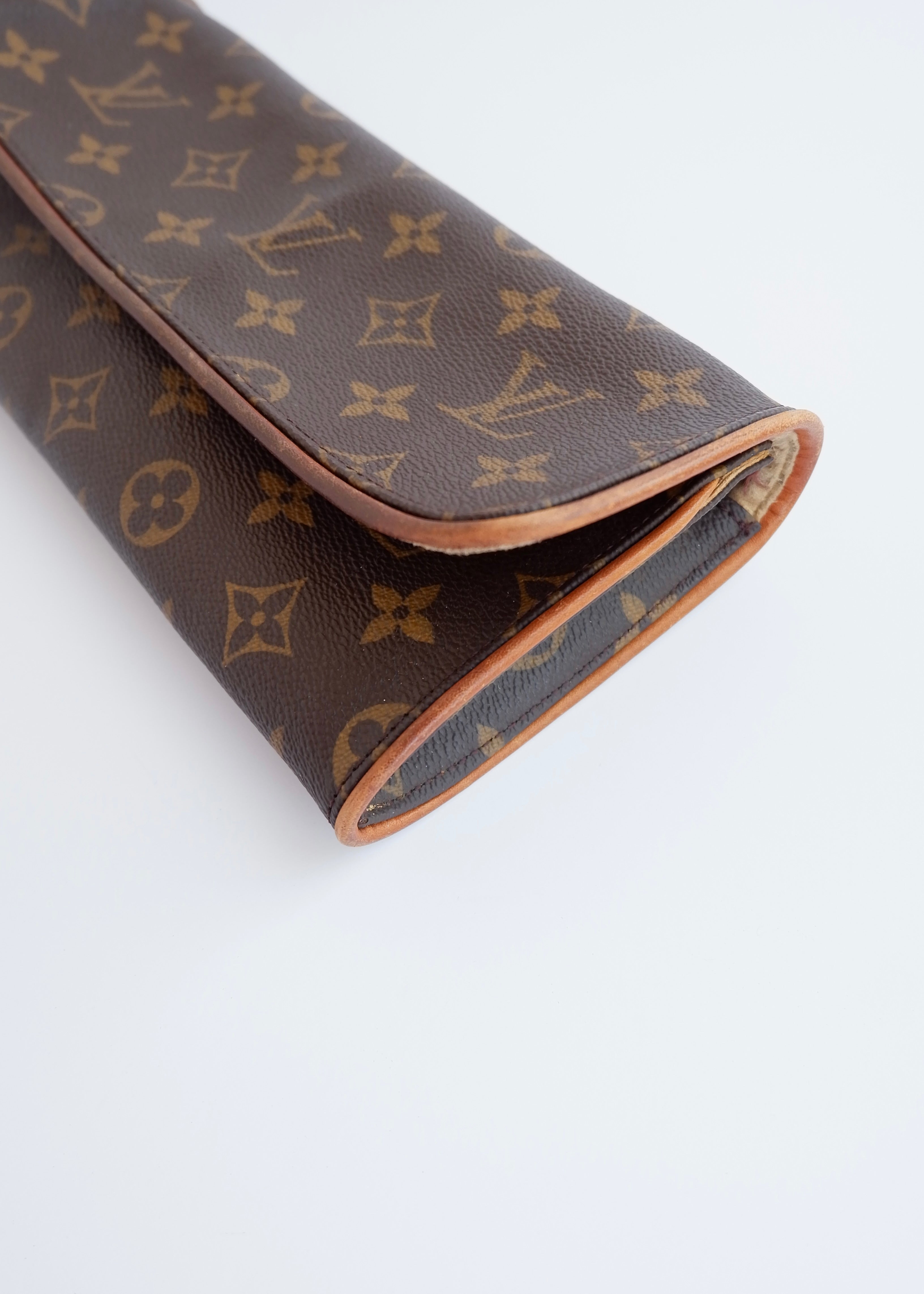 Authentique Louis Vuitton Monogram Pochette Twin GM d'occasion