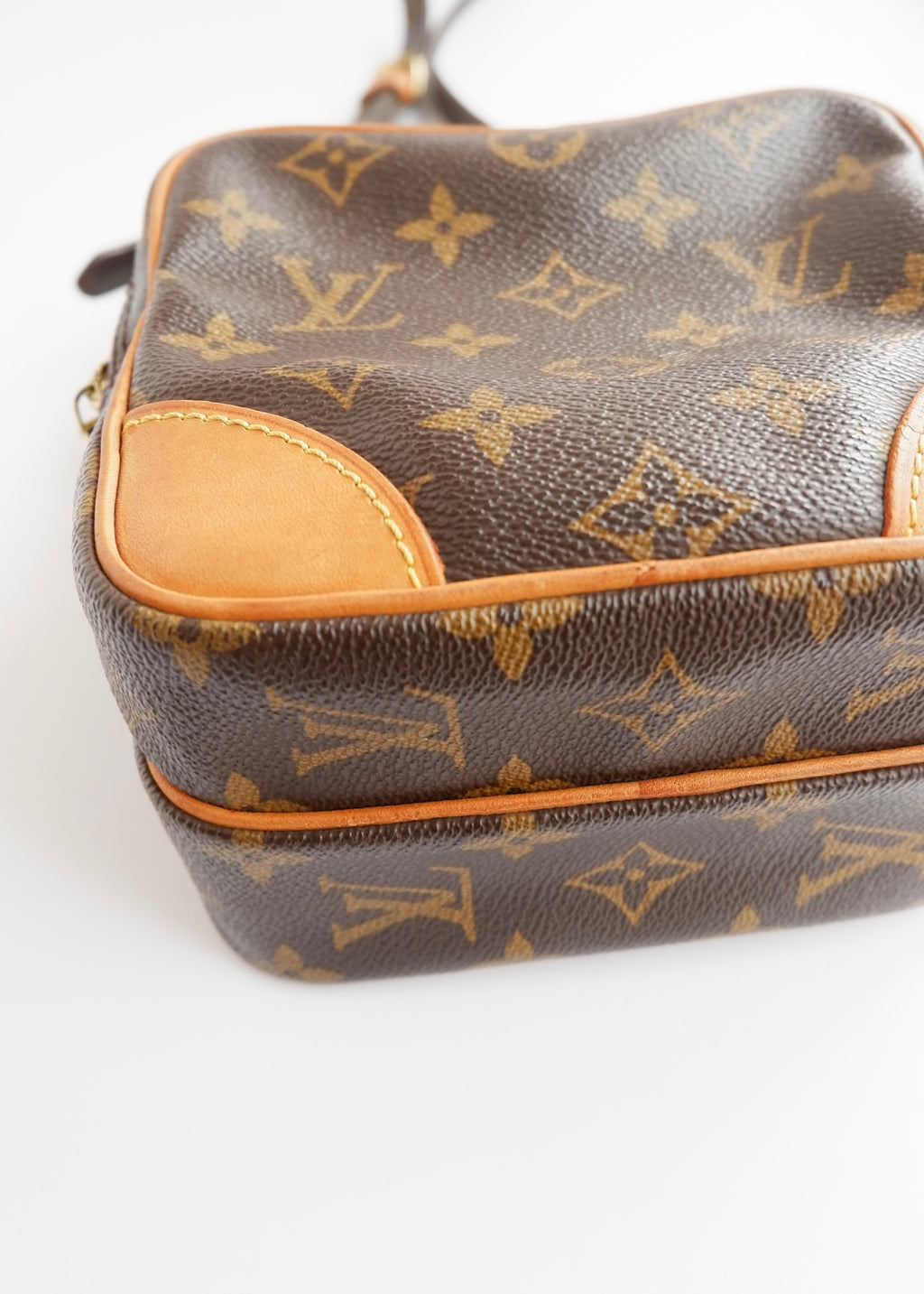 Sac bandoulière Louis Vuitton Monogram Amazone d'occasion authentique