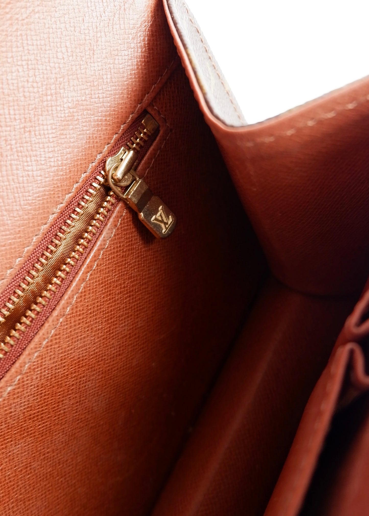 Authentic Preowned Vintage Louis Vuitton Monogram Pochette Dame Clutch