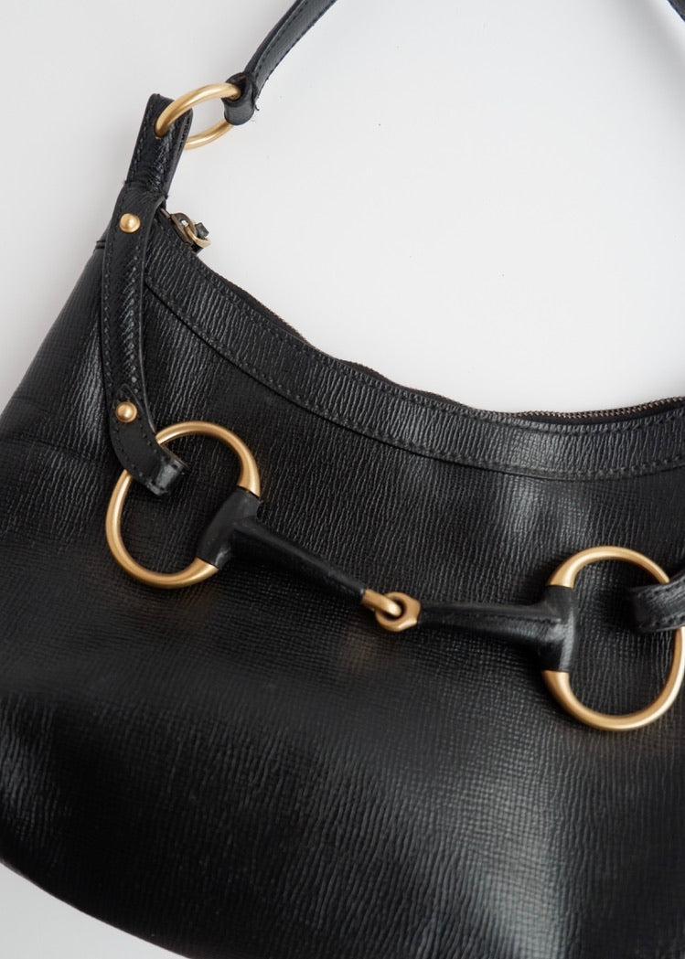 Sac à bandoulière Gucci d'occasion authentique en cuir noir avec mors