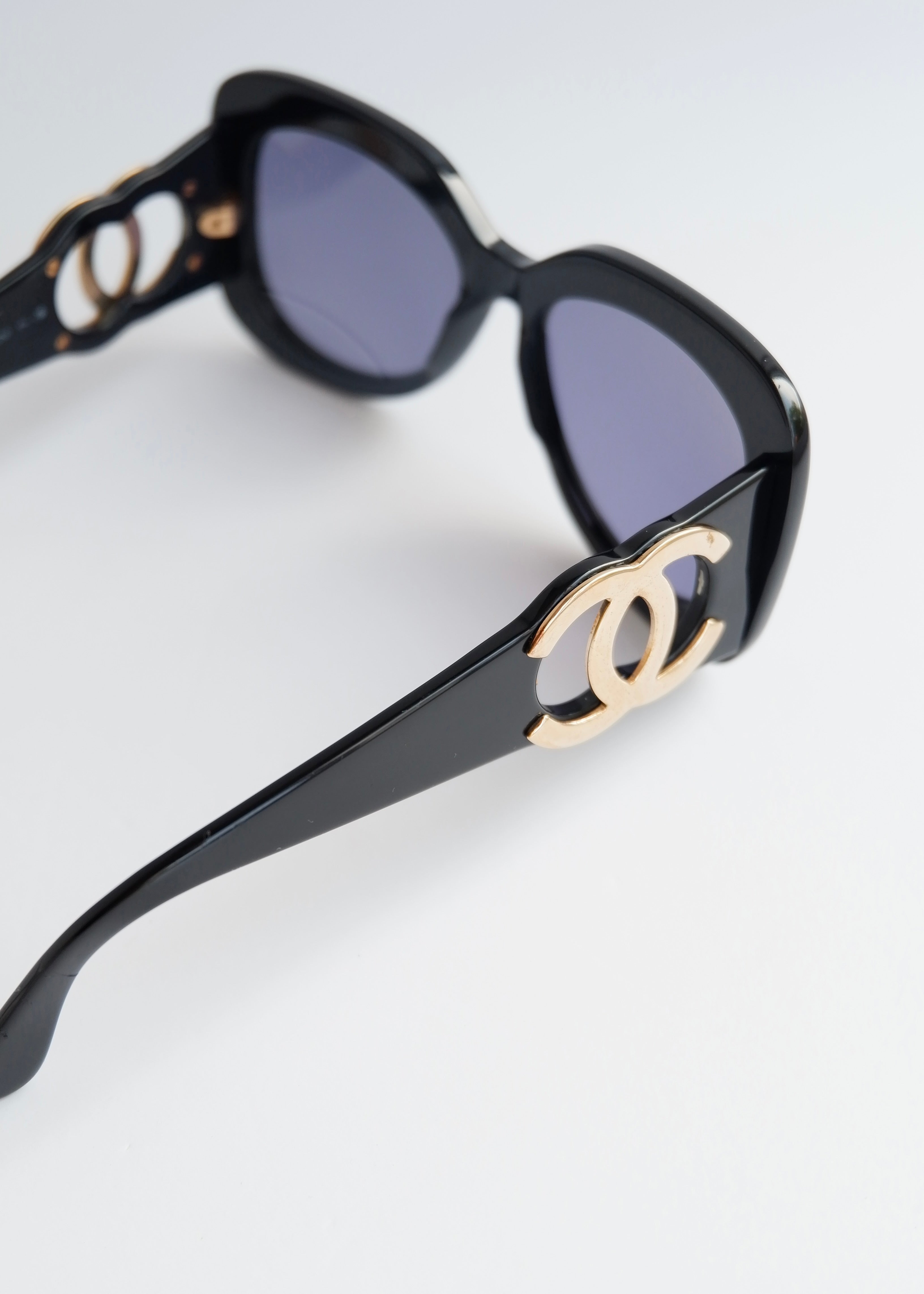 Preowned Chanel Black Acetate Oversized Square Frame Sunglasses