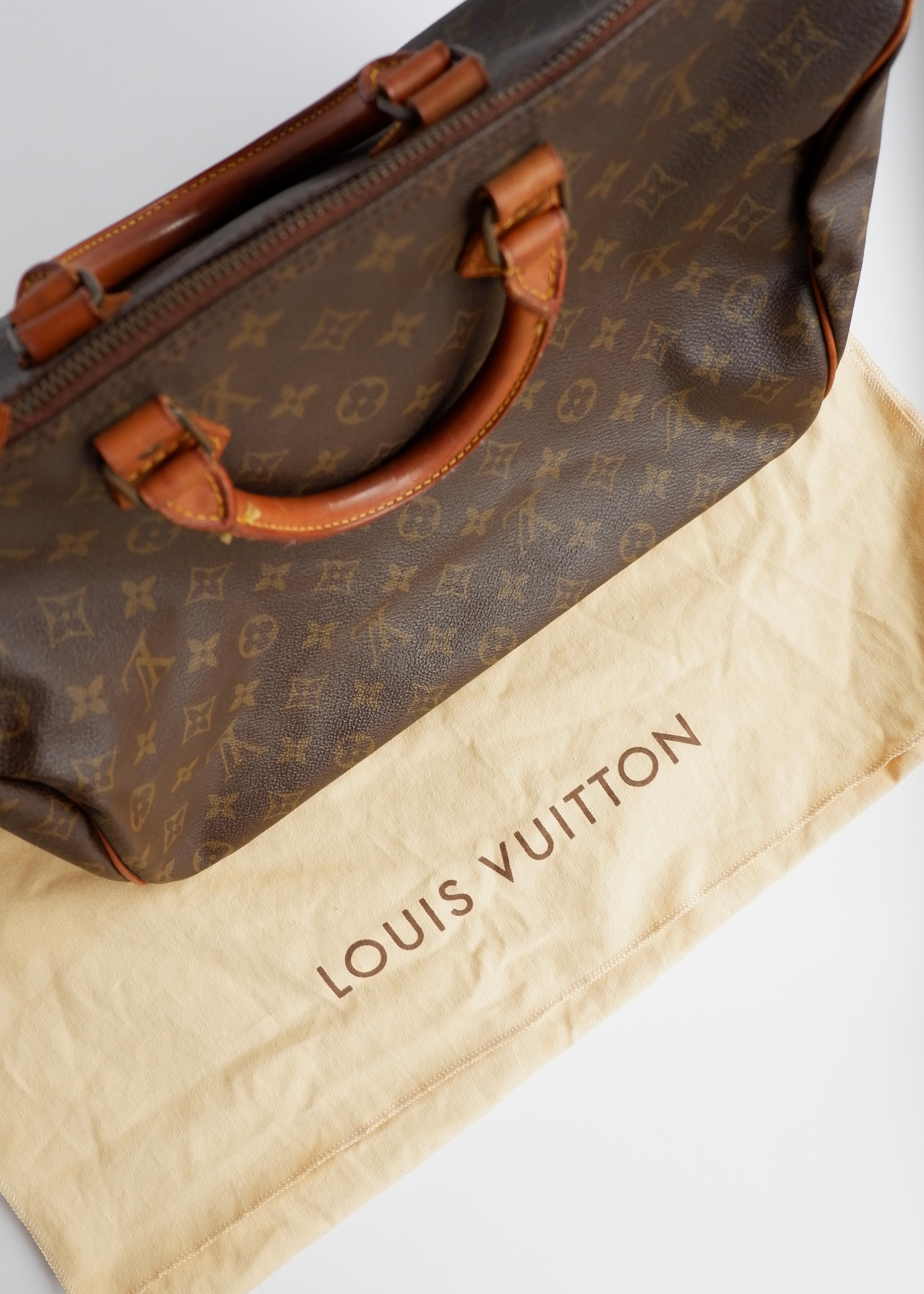 Authentique Sac Vintage d'occasion Louis Vuitton Monogram Speedy 35