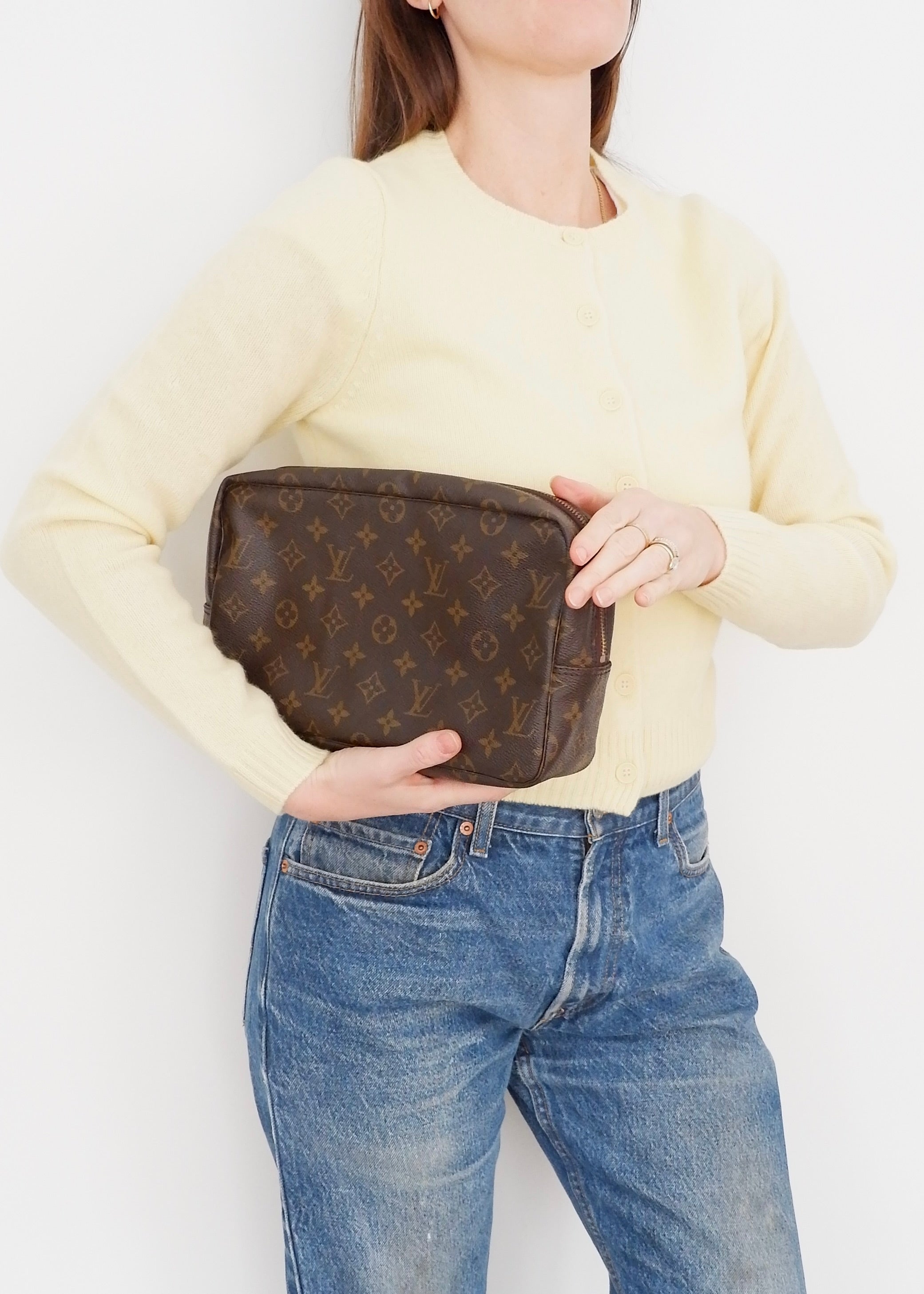 Trousse de Toilette Louis Vuitton Monogram Authentique et d'Occasion
