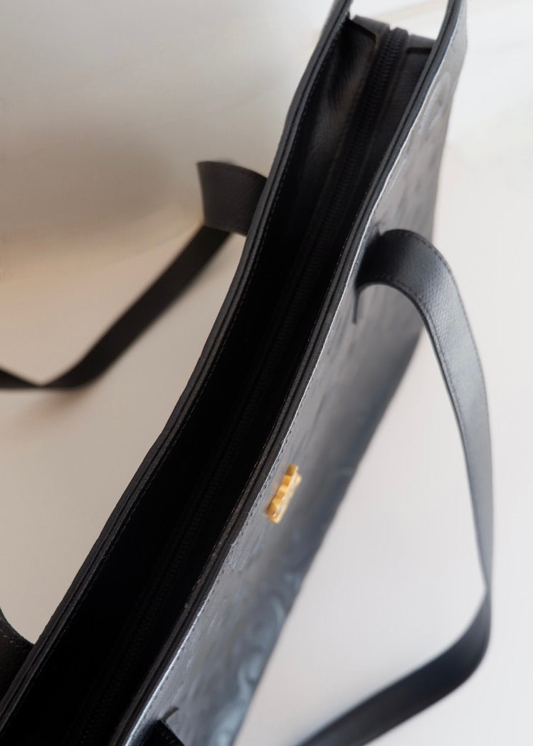 Preowned Vintage YSL Black Leather Embossed Printed Tote Bag