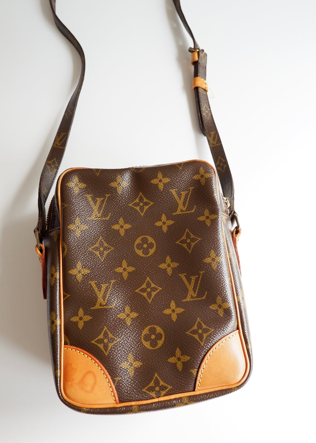 Authentique sac Louis Vuitton Monogram Amazone d'occasion