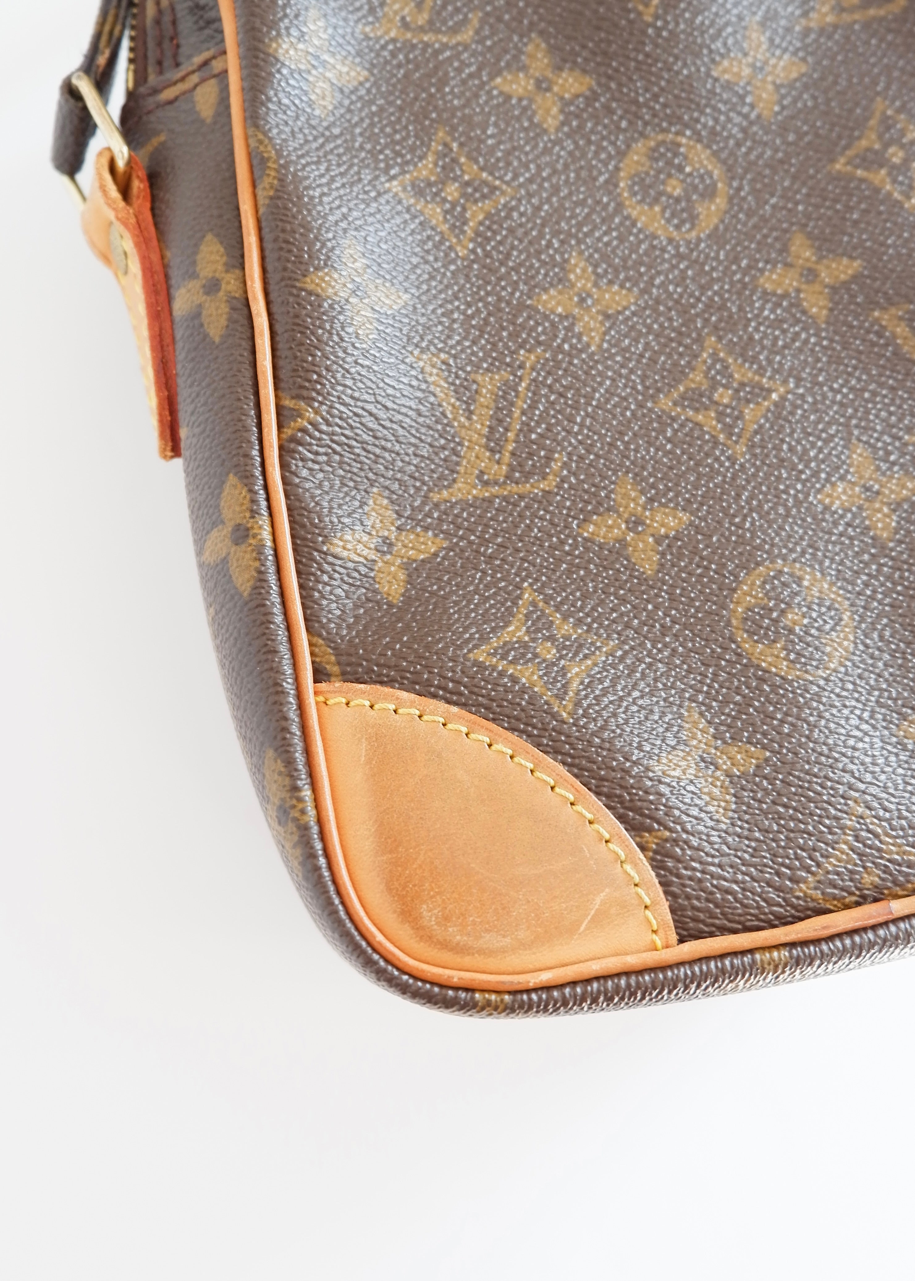 Preowned Louis Vuitton Monogram Amazone Crossbody Bag