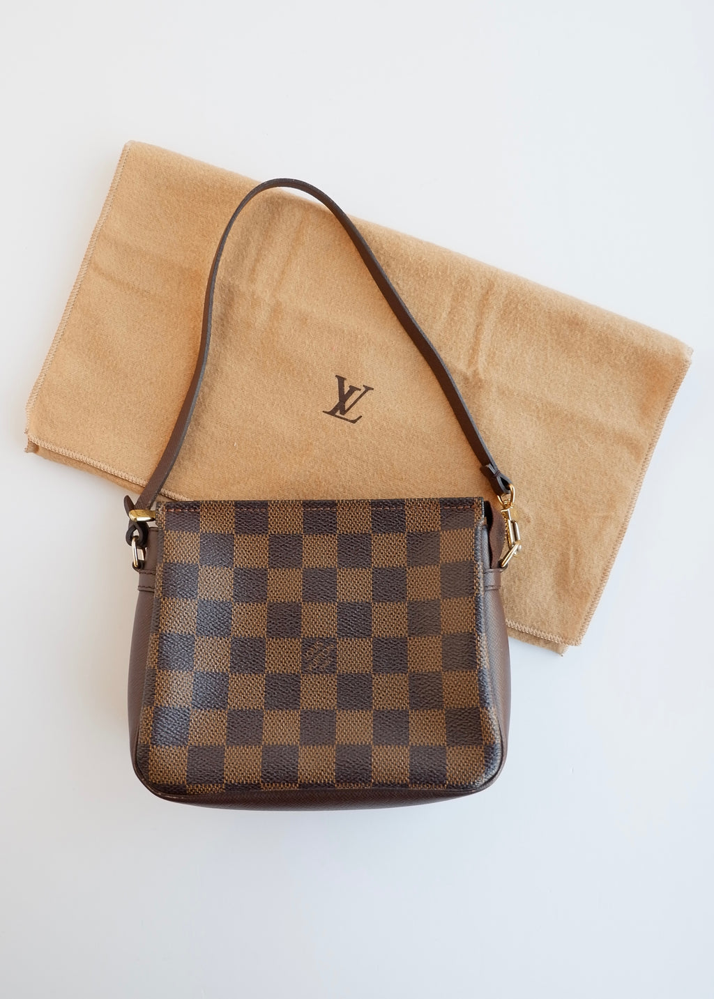 Authentic Preowned Louis Vuitton Damier Ebene Trousse Shoulder Bag