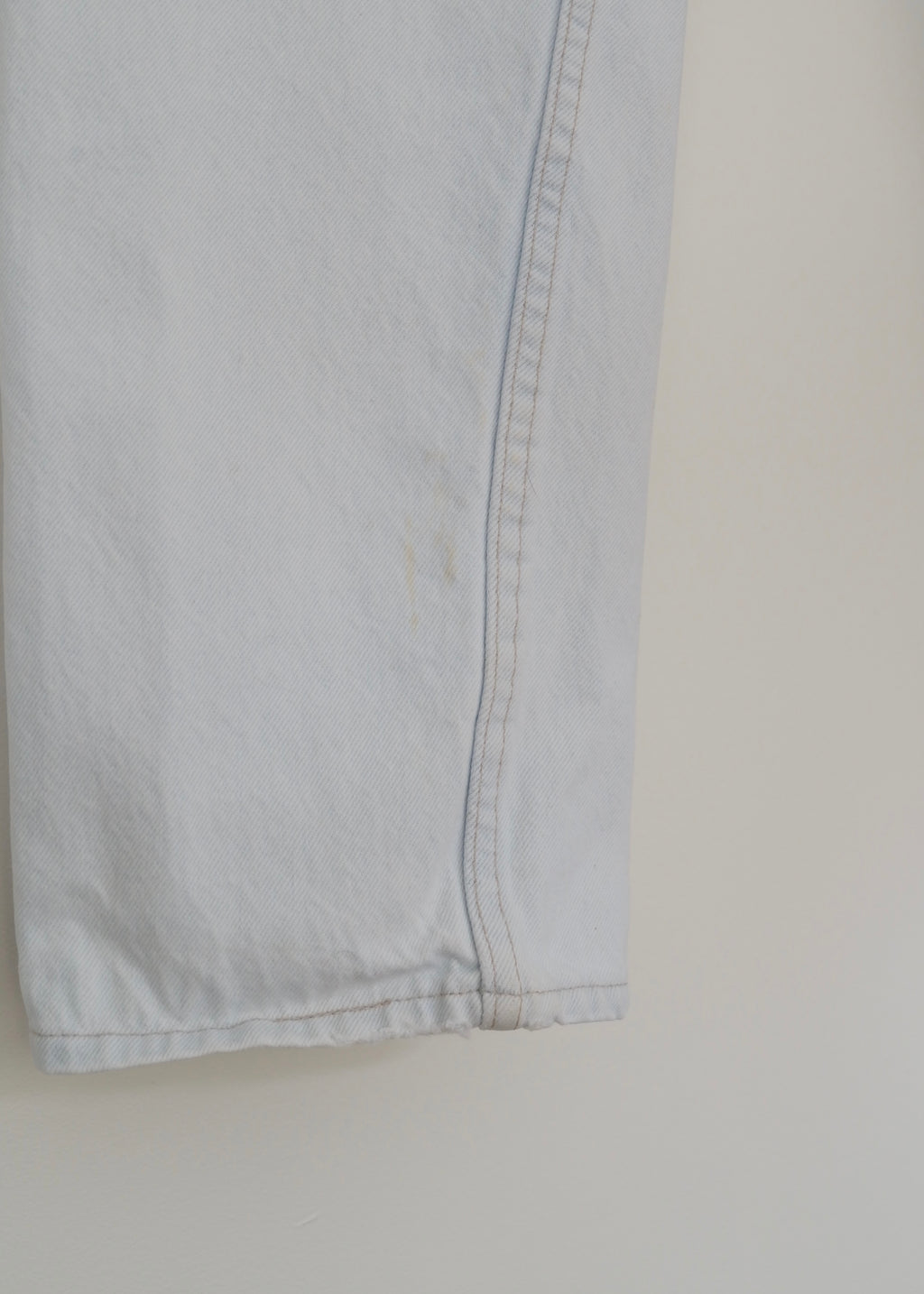 Levis Vintage 501 Ultra Light Wash Jeans - 31