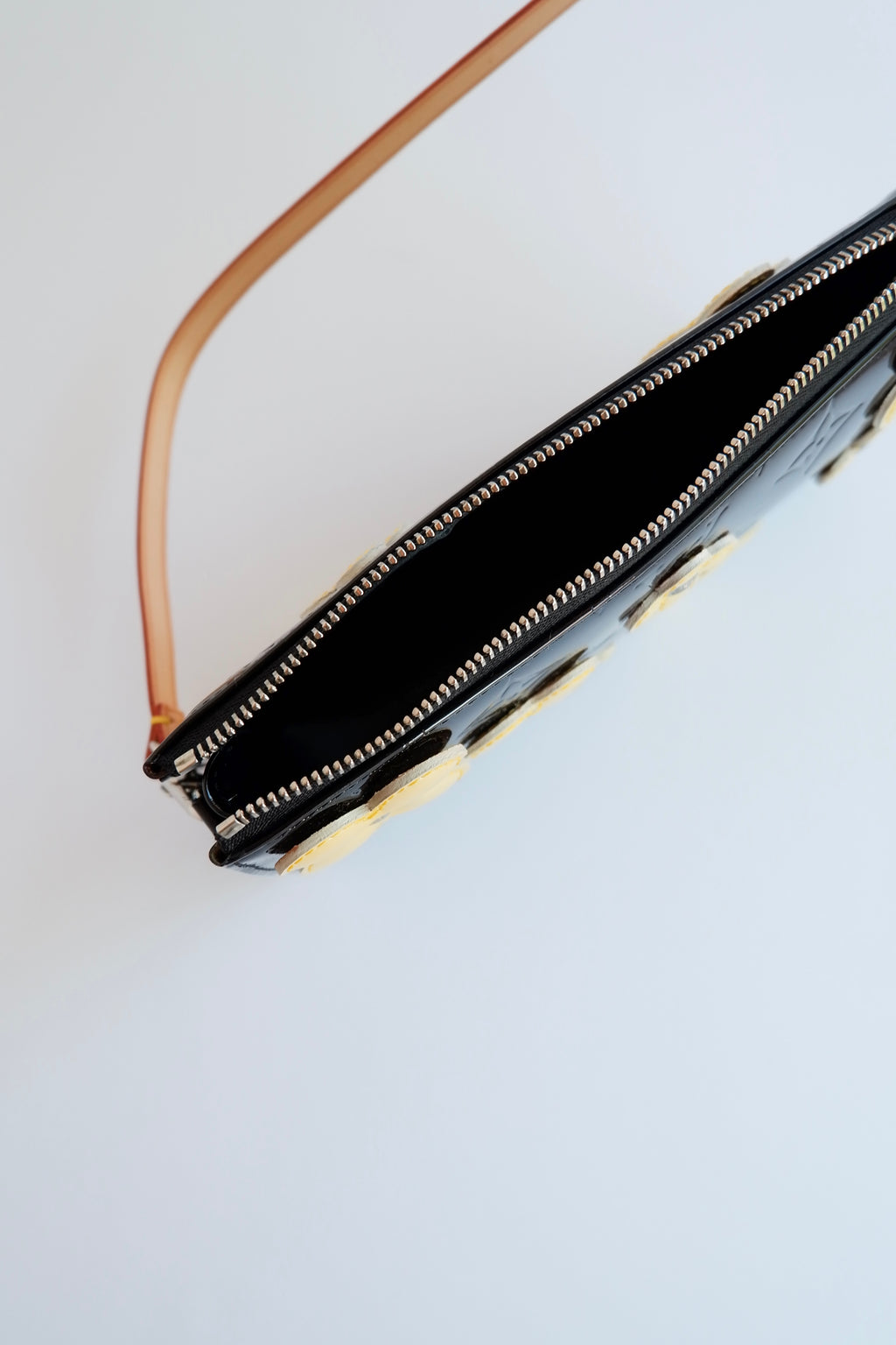 Pochette Louis Vuitton Lexington en Vernis Amarante Fleuri authentique d'occasion