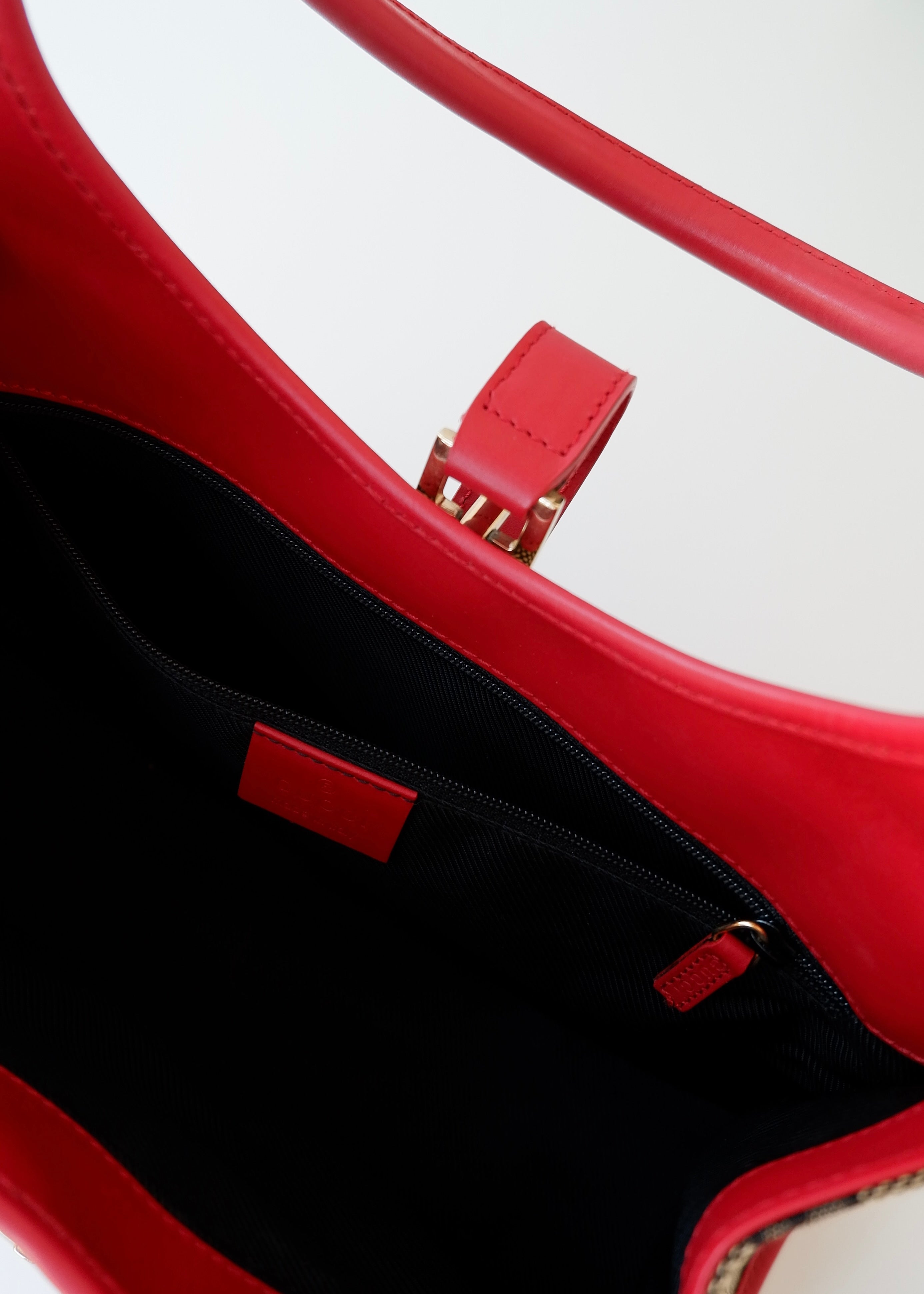 Preowned Gucci Red GG Canvas Jackie Piston Closure Shoulder Bag