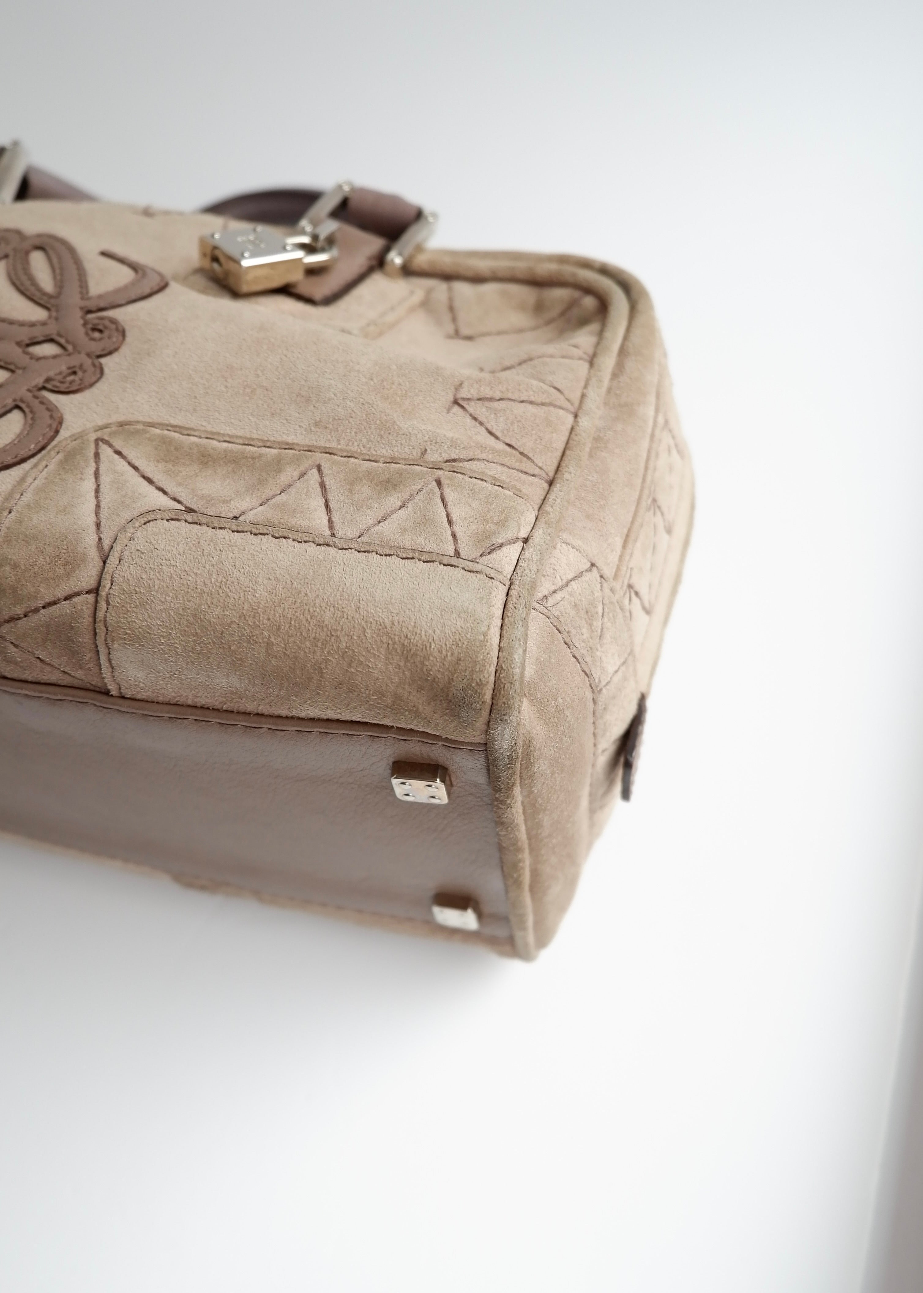 Sac à main Loewe Amazona en daim gris authentique d'occasion