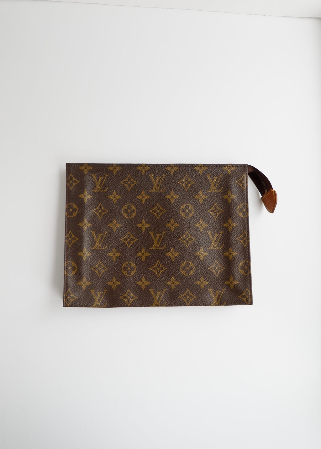 Preowned Louis Vuitton Monogram Toiletry 26 Pouch