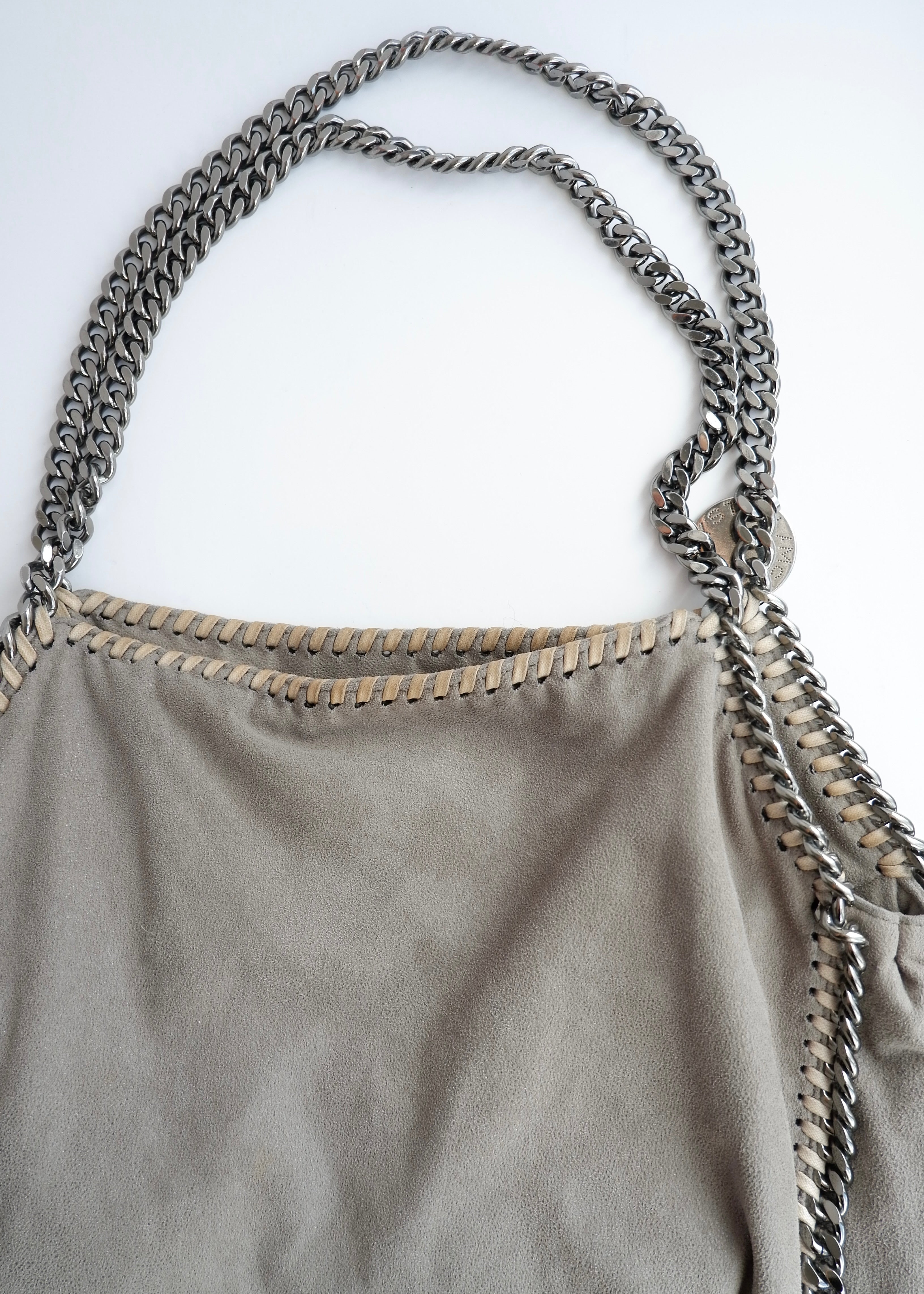 Sac porté épaule Stella McCartney Falabella en tissu gris authentique d'occasion