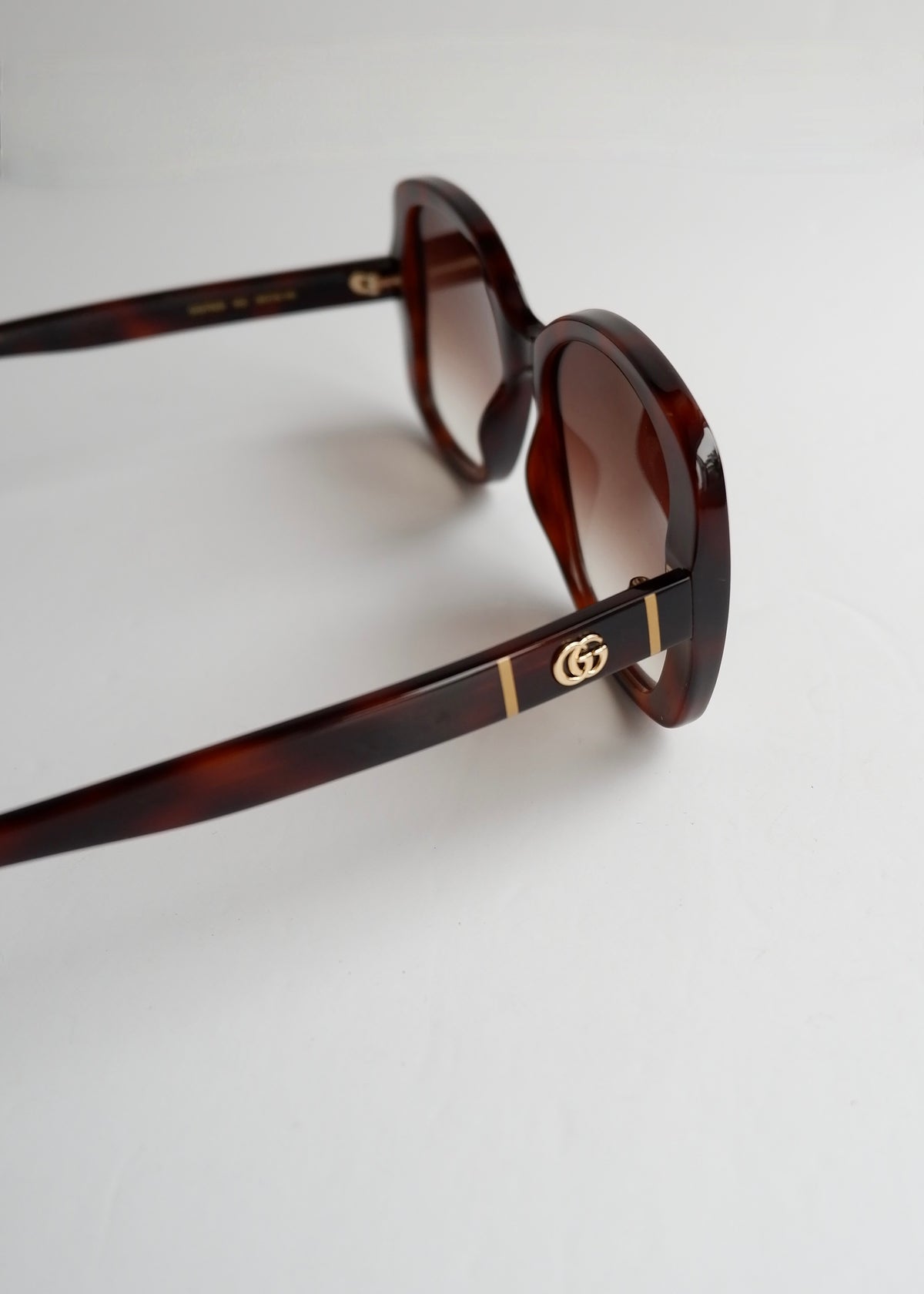 Preowned Gucci GG Logo Brown Oversized Sunglasses